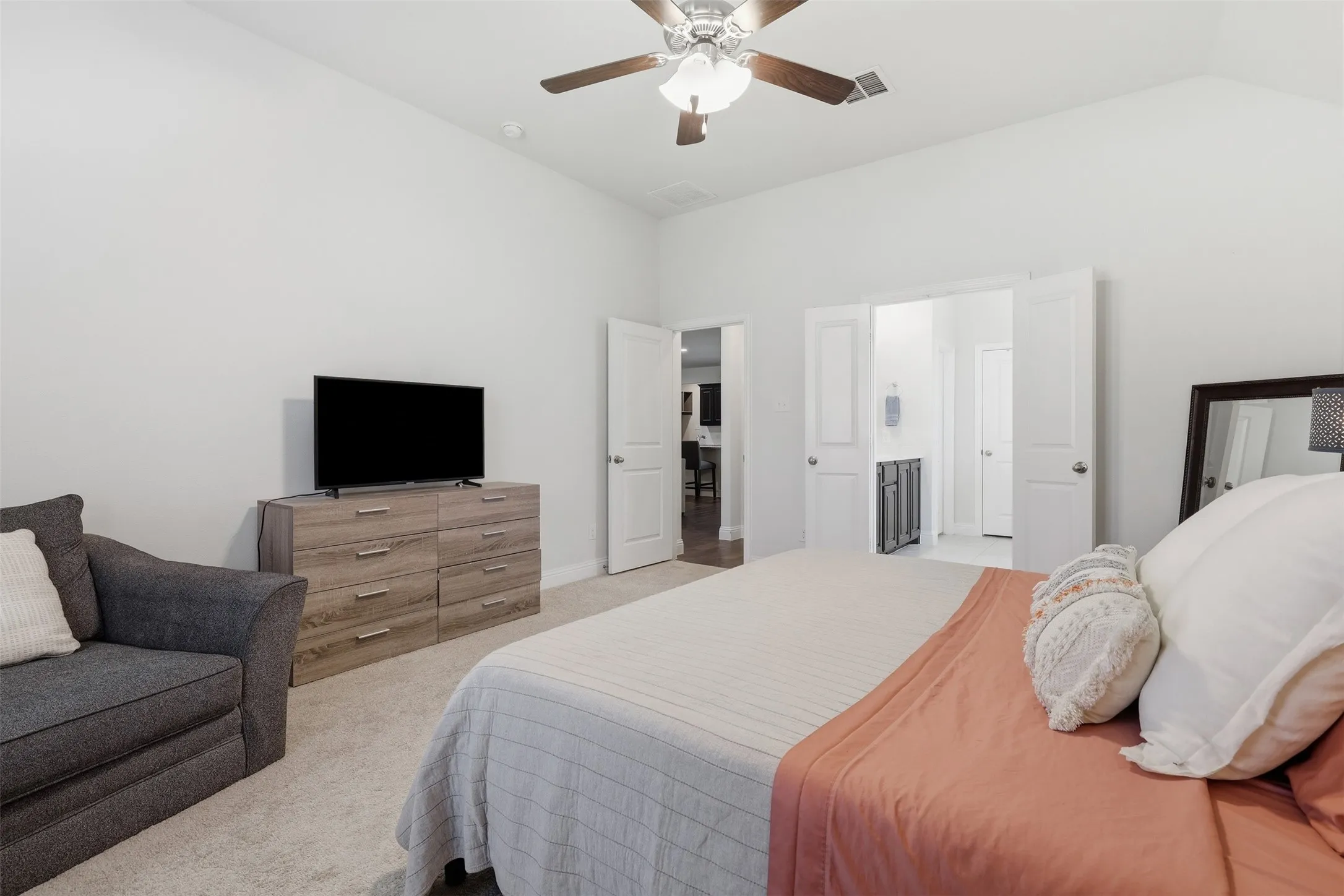 Single Family Residence For Sale in Parker County , 15116 Belclaire Avenue, Aledo, Texas 76008, 4 Bedroom, 4 Bathroom, 2 Garage spaces, 3,205 Sqft, built in 2021, mls#21405837, Real Estate Agent in Aledo, Homes For Sale in Parker county, Homes For Sale in Aledo, Realtor in Aledo Texas, Real Estate Brokerage Independent Realty Texas, Luminita Cordes Realtor