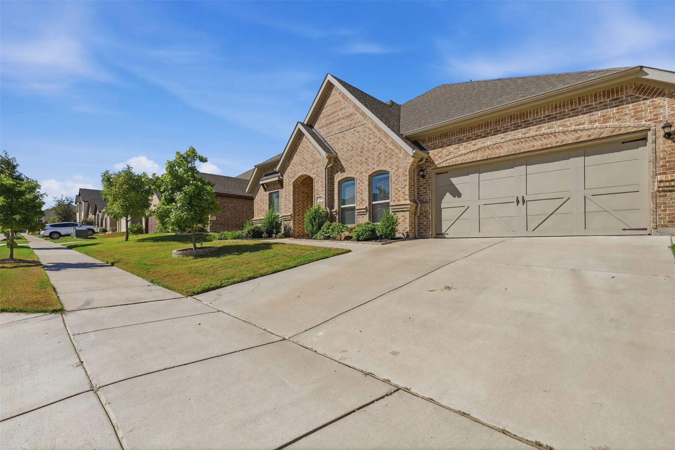 Single Family Residence For Sale in Parker County , 15116 Belclaire Avenue, Aledo, Texas 76008, 4 Bedroom, 4 Bathroom, 2 Garage spaces, 3,205 Sqft, built in 2021, mls#21405837, Real Estate Agent in Aledo, Homes For Sale in Parker county, Homes For Sale in Aledo, Realtor in Aledo Texas, Real Estate Brokerage Independent Realty Texas, Luminita Cordes Realtor