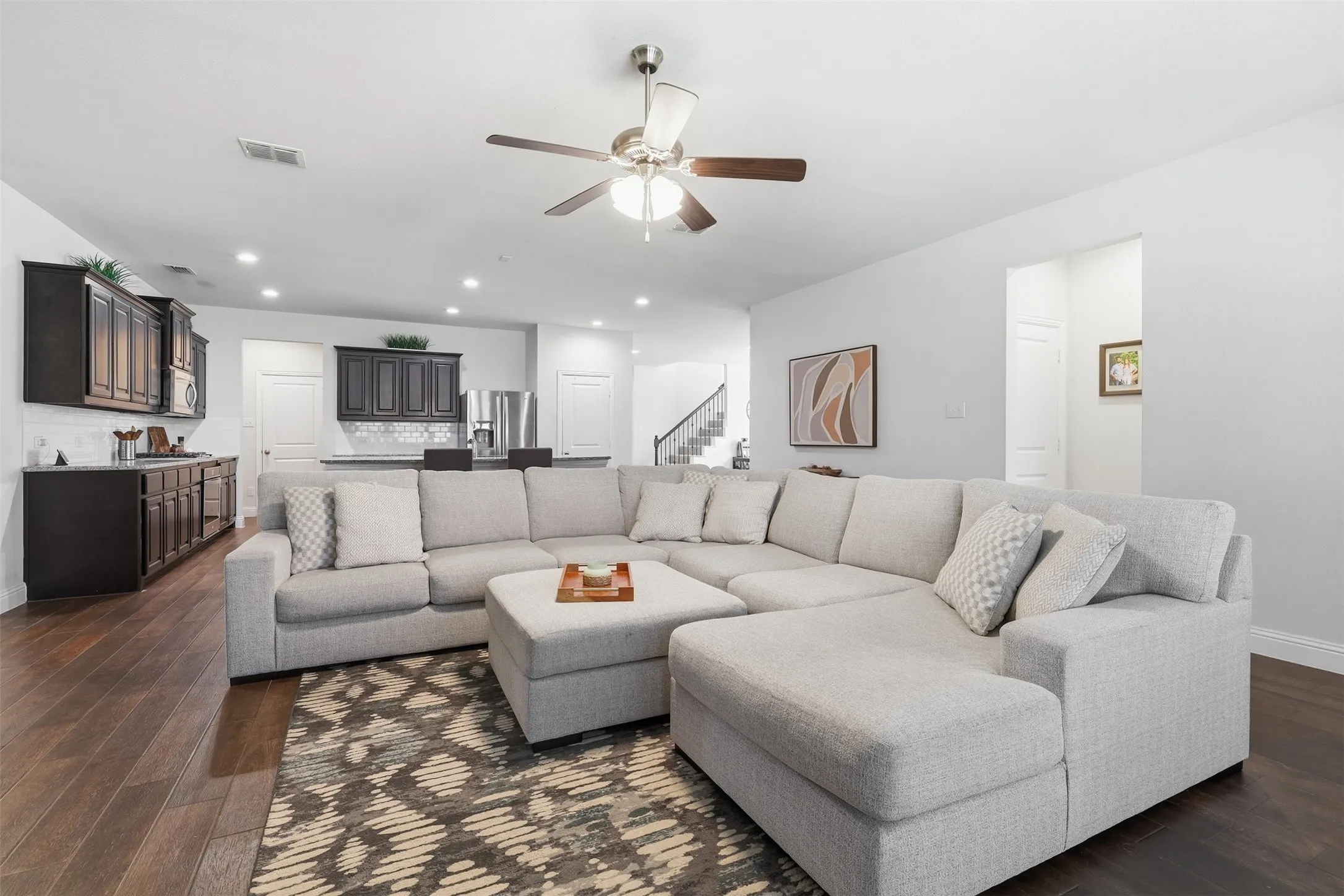 Single Family Residence For Sale in Parker County , 15116 Belclaire Avenue, Aledo, Texas 76008, 4 Bedroom, 4 Bathroom, 2 Garage spaces, 3,205 Sqft, built in 2021, mls#21405837, Real Estate Agent in Aledo, Homes For Sale in Parker county, Homes For Sale in Aledo, Realtor in Aledo Texas, Real Estate Brokerage Independent Realty Texas, Luminita Cordes Realtor