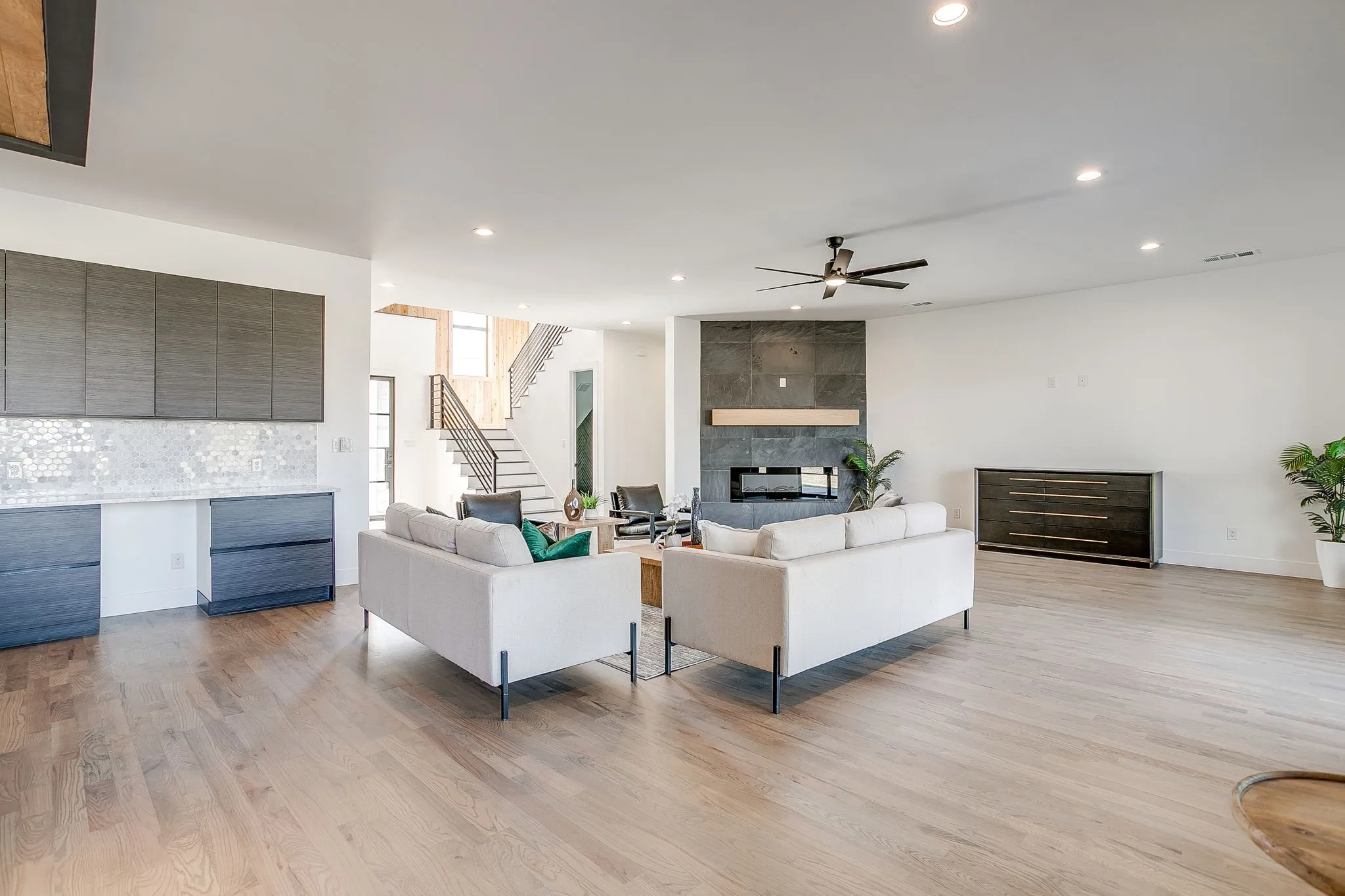 Single Family Residence For Sale in Collin County , 212 W Cottage Hill Parkway, Weston, Texas 75009, 5 Bedroom, 5 Bathroom, 1 Garage spaces, 4,952 Sqft, built in 2025, mls#21406413, Real Estate Agent in Weston, Homes For Sale in Collin county, Homes For Sale in Weston, Realtor in Weston Texas, Real Estate Brokerage Independent Realty Texas, Luminita Cordes Realtor