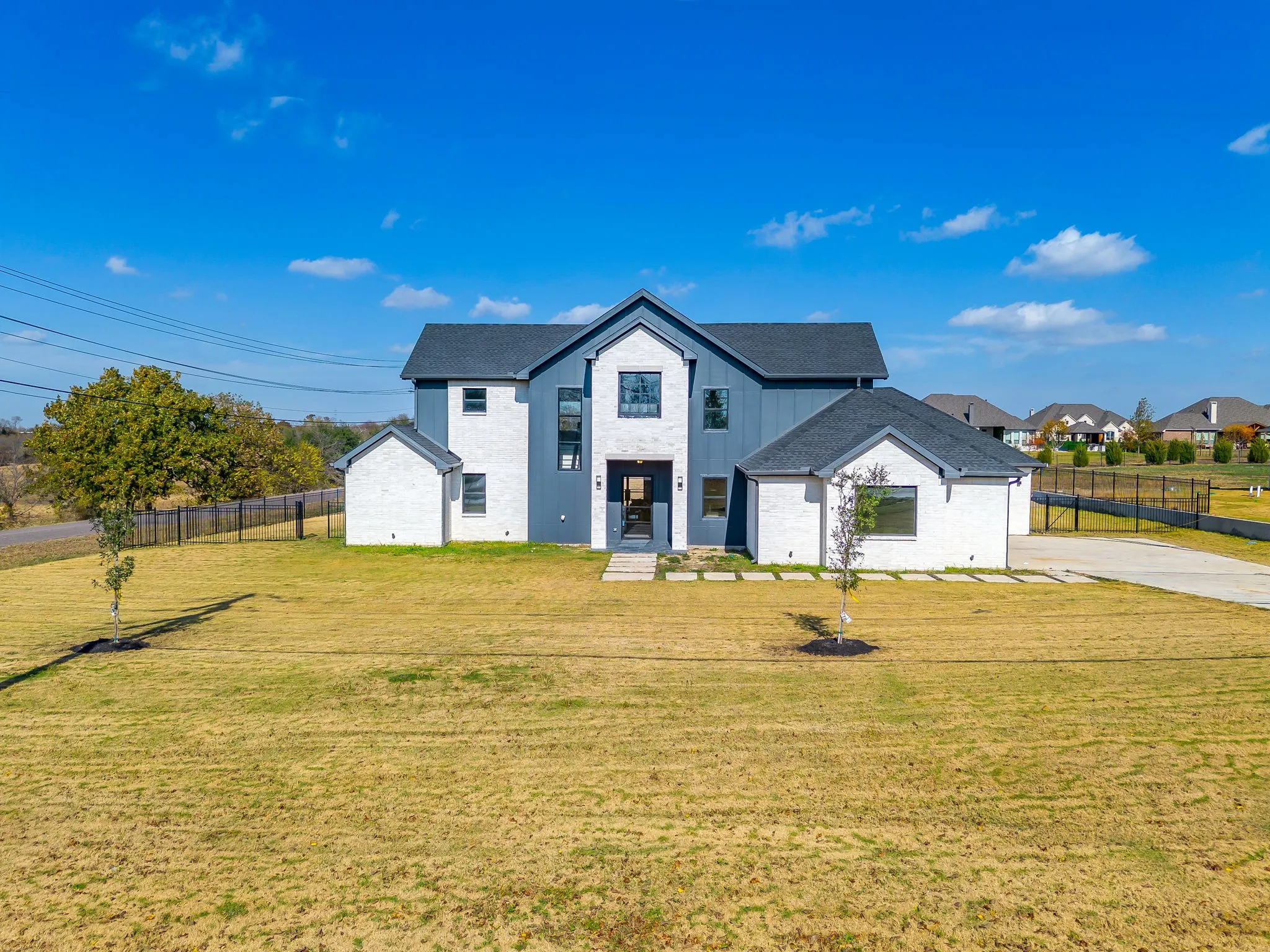 Single Family Residence For Sale in Collin County , 212 W Cottage Hill Parkway, Weston, Texas 75009, 5 Bedroom, 5 Bathroom, 1 Garage spaces, 4,952 Sqft, built in 2025, mls#21406413, Real Estate Agent in Weston, Homes For Sale in Collin county, Homes For Sale in Weston, Realtor in Weston Texas, Real Estate Brokerage Independent Realty Texas, Luminita Cordes Realtor