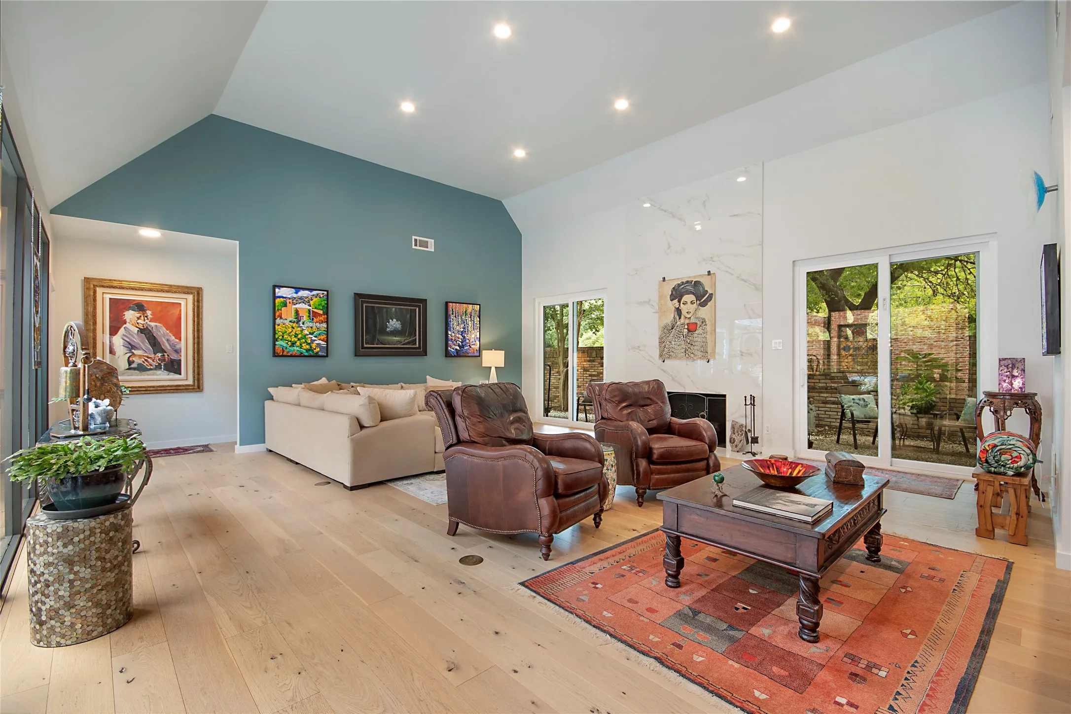 Single Family Residence For Rent in Dallas County , 11804 Forest Lakes Lane, Dallas, Texas 75230, 3 Bedroom, 3 Bathroom, 2 Garage spaces, 2,029 Sqft, built in 1984, mls#21405625, Real Estate Agent in Dallas, Homes For Rent in Dallas county, Homes For Rent in Dallas, Realtor in Dallas Texas, Real Estate Brokerage Independent Realty Texas, Luminita Cordes Realtor