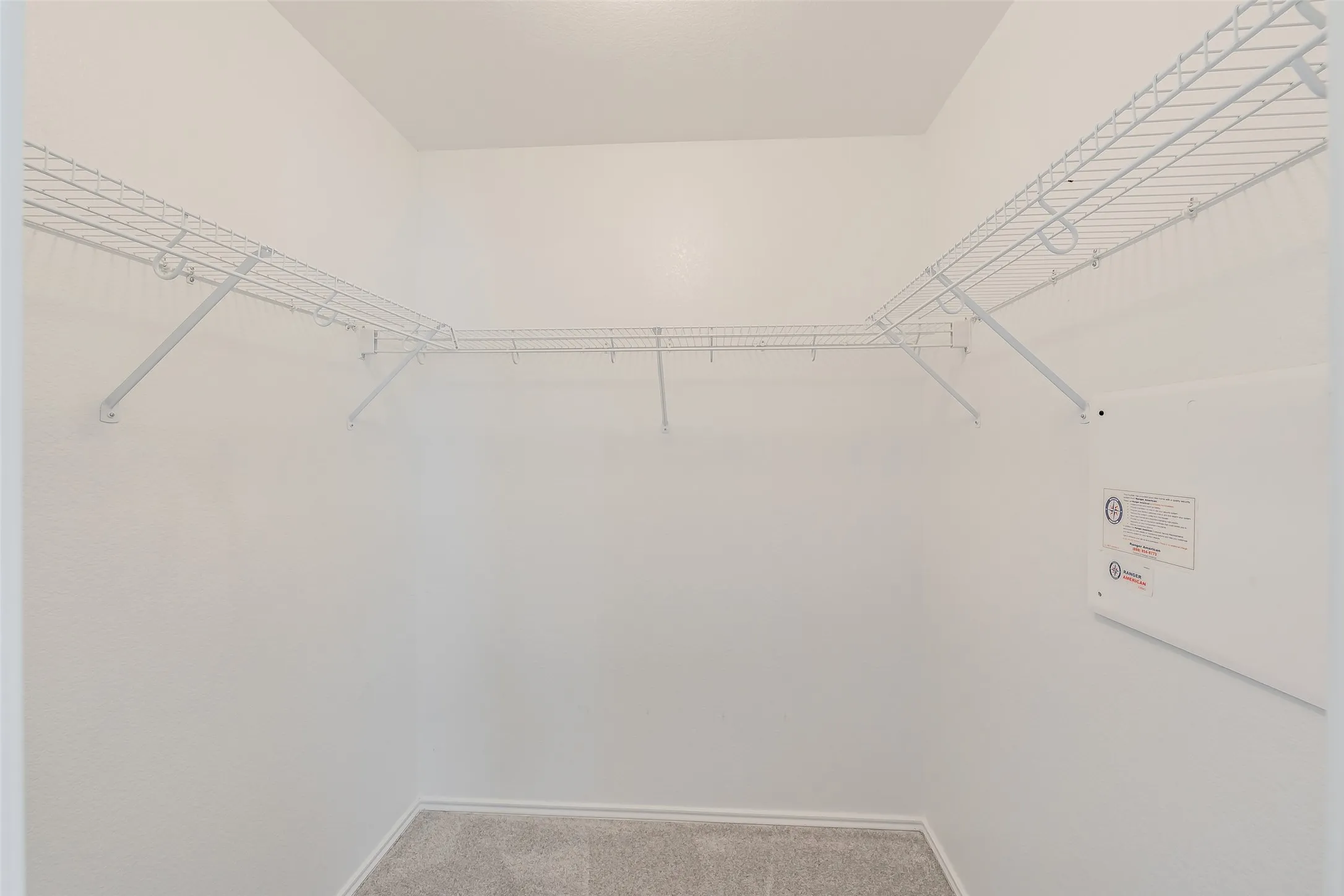 Single Family Residence For Sale in Tarrant County , 4512 Hounds Tail Lane, Fort Worth, Texas 76244, 3 Bedroom, 2 Bathroom, 2 Garage spaces, 1,507 Sqft, built in 2006, mls#21379851, Real Estate Agent in Fort Worth, Homes For Sale in Tarrant county, Homes For Sale in Fort Worth, Realtor in Fort Worth Texas, Real Estate Brokerage Independent Realty Texas, Luminita Cordes Realtor