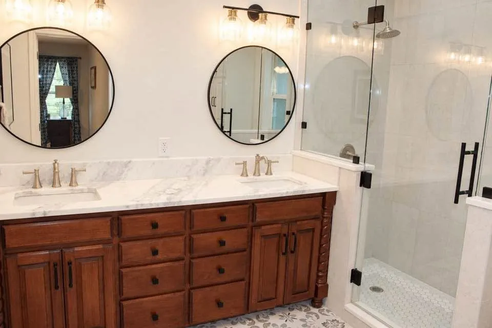 Single Family Residence For Sale in Johnson County , 903 Canyon Drive, Cleburne, Texas 76033, 4 Bedroom, 3 Bathroom, 2 Garage spaces, 2,604 Sqft, built in 1984, mls#21369536, Real Estate Agent in Cleburne, Homes For Sale in Johnson county, Homes For Sale in Cleburne, Realtor in Cleburne Texas, Real Estate Brokerage Independent Realty Texas, Luminita Cordes Realtor