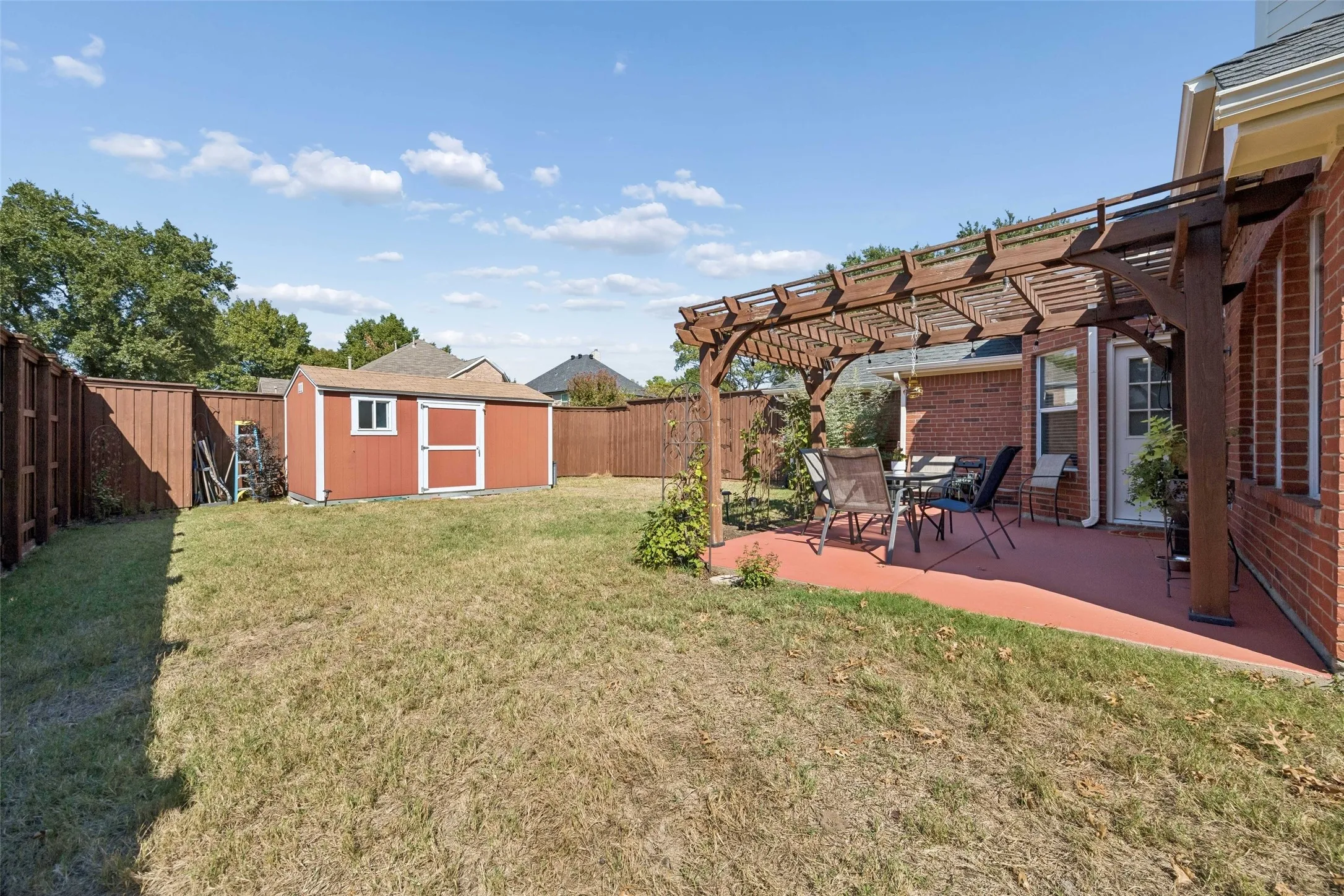 Single Family Residence For Sale in Collin County , 8408 Prescott Circle, Frisco, Texas 75033, 3 Bedroom, 2 Bathroom, 2 Garage spaces, 2,349 Sqft, built in 1996, mls#21404421, Real Estate Agent in Frisco, Homes For Sale in Collin county, Homes For Sale in Frisco, Realtor in Frisco Texas, Real Estate Brokerage Independent Realty Texas, Luminita Cordes Realtor