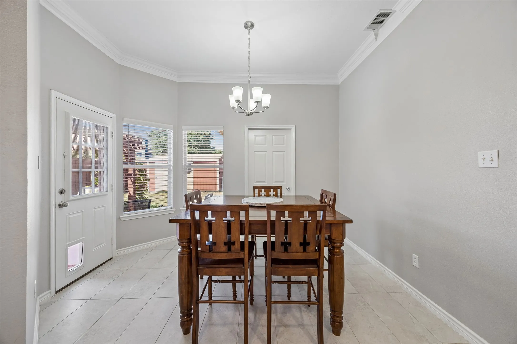 Single Family Residence For Sale in Collin County , 8408 Prescott Circle, Frisco, Texas 75033, 3 Bedroom, 2 Bathroom, 2 Garage spaces, 2,349 Sqft, built in 1996, mls#21404421, Real Estate Agent in Frisco, Homes For Sale in Collin county, Homes For Sale in Frisco, Realtor in Frisco Texas, Real Estate Brokerage Independent Realty Texas, Luminita Cordes Realtor