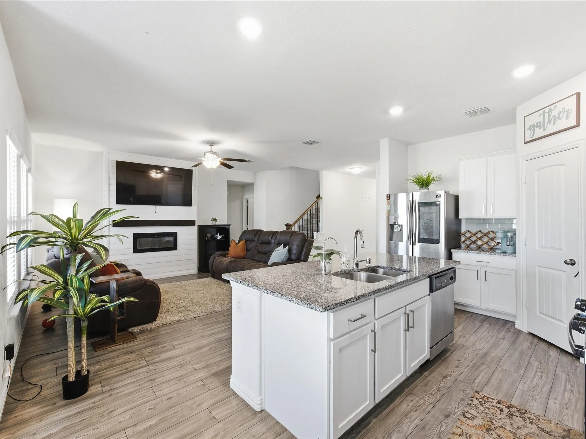 Single Family Residence For Sale in Denton County , 1716 Adams Drive, Little Elm, Texas 75068, 4 Bedroom, 3 Bathroom, 2 Garage spaces, 2,363 Sqft, built in 2020, mls#21406572, Real Estate Agent in Little Elm, Homes For Sale in Denton county, Homes For Sale in Little Elm, Realtor in Little Elm Texas, Real Estate Brokerage Independent Realty Texas, Luminita Cordes Realtor