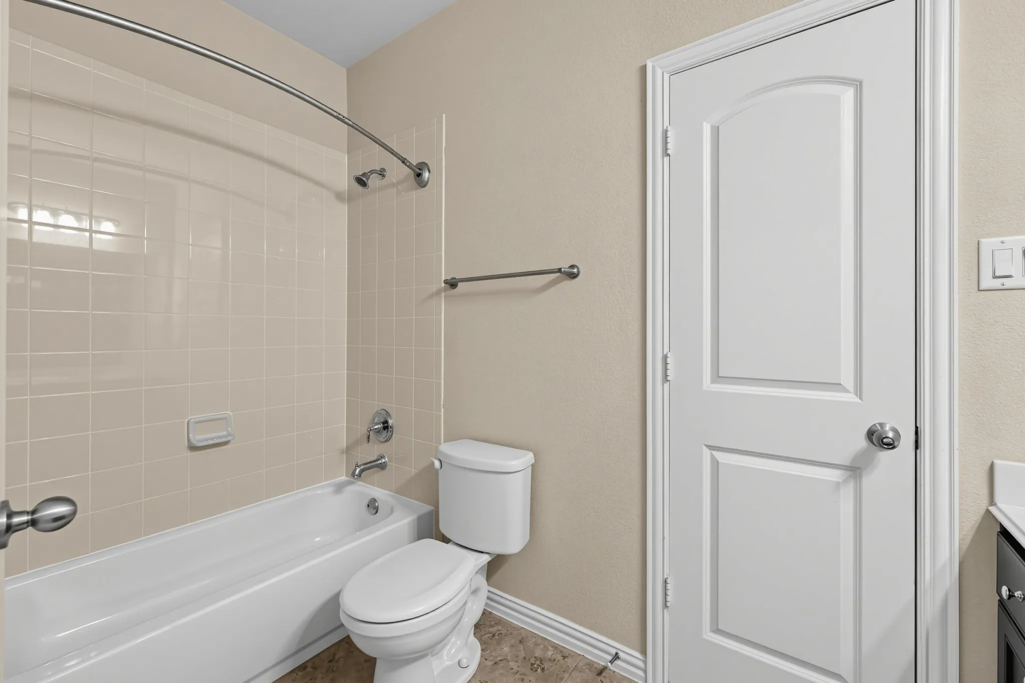 Townhouse For Sale in Collin County , 4668 Perthshire Court, Plano, Texas 75024, 3 Bedroom, 3 Bathroom, 2 Garage spaces, 1,825 Sqft, built in 2013, mls#21406568, Real Estate Agent in Plano, Homes For Sale in Collin county, Homes For Sale in Plano, Realtor in Plano Texas, Real Estate Brokerage Independent Realty Texas, Luminita Cordes Realtor