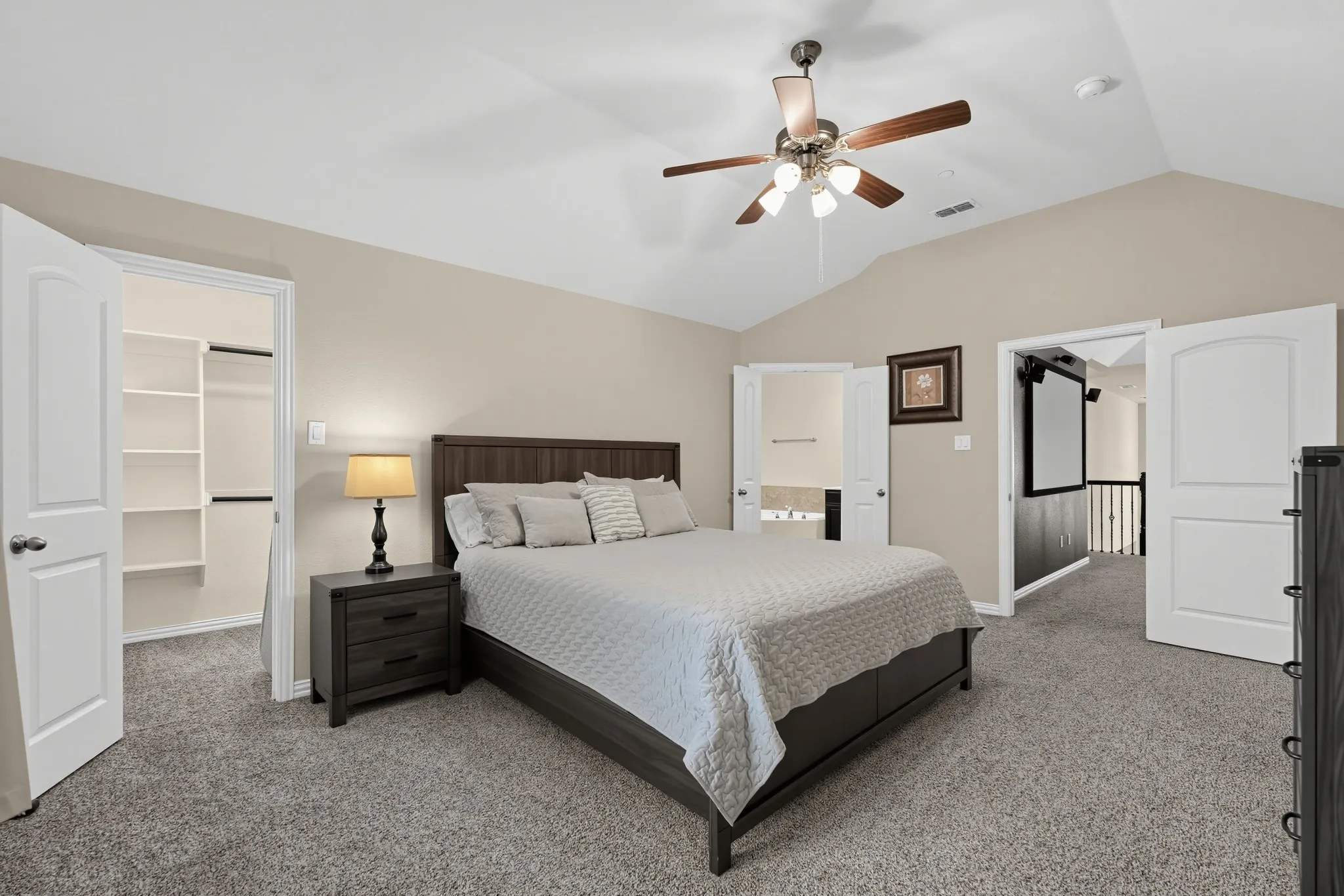Townhouse For Sale in Collin County , 4668 Perthshire Court, Plano, Texas 75024, 3 Bedroom, 3 Bathroom, 2 Garage spaces, 1,825 Sqft, built in 2013, mls#21406568, Real Estate Agent in Plano, Homes For Sale in Collin county, Homes For Sale in Plano, Realtor in Plano Texas, Real Estate Brokerage Independent Realty Texas, Luminita Cordes Realtor