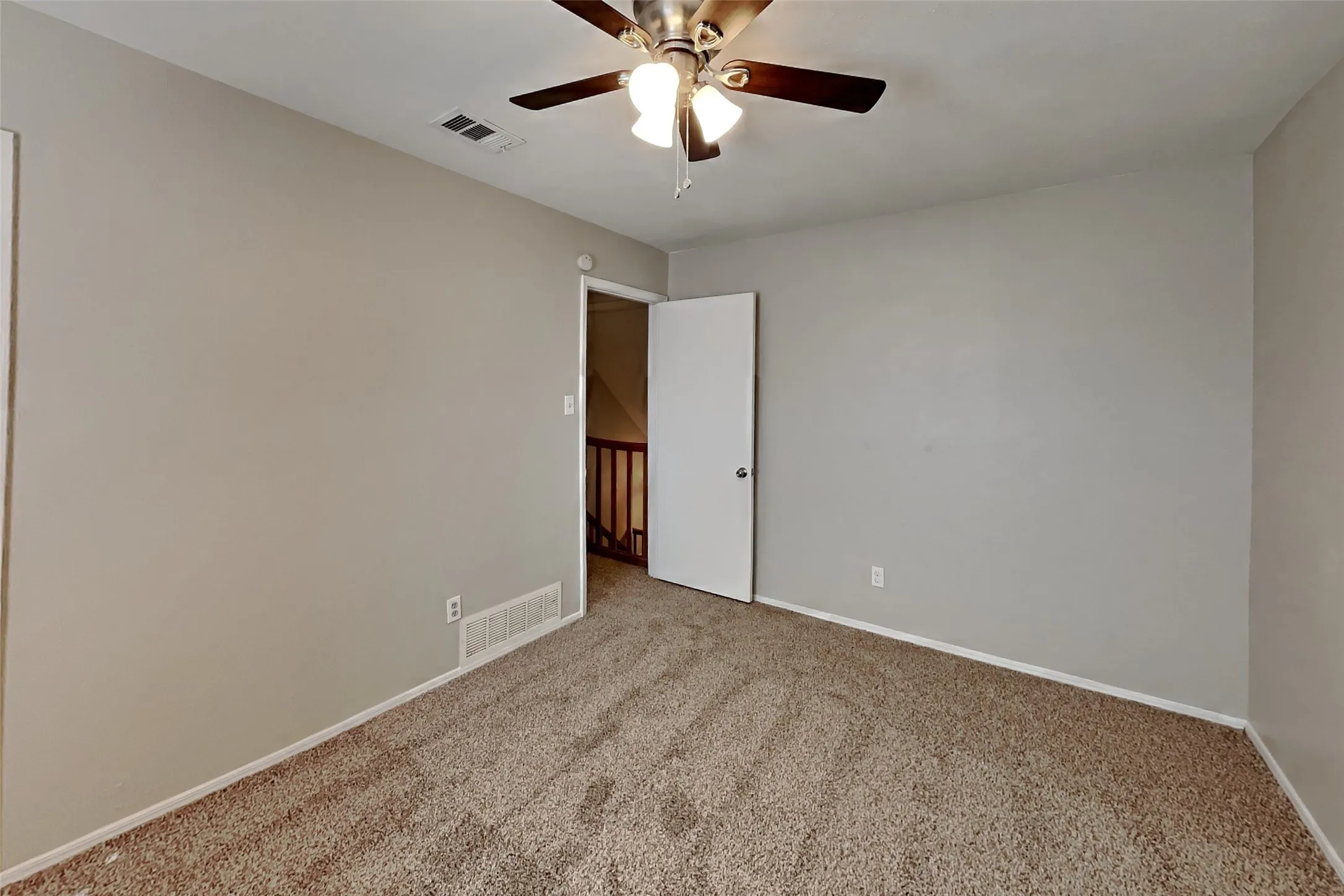 Single Family Residence For Rent in Denton County , 4129 Ballard Trail, The Colony, Texas 75056, 4 Bedroom, 2 Bathroom, 2 Garage spaces, 1,626 Sqft, built in 1985, mls#21406648, Real Estate Agent in The Colony, Homes For Rent in Denton county, Homes For Rent in The Colony, Realtor in The Colony Texas, Real Estate Brokerage Independent Realty Texas, Luminita Cordes Realtor
