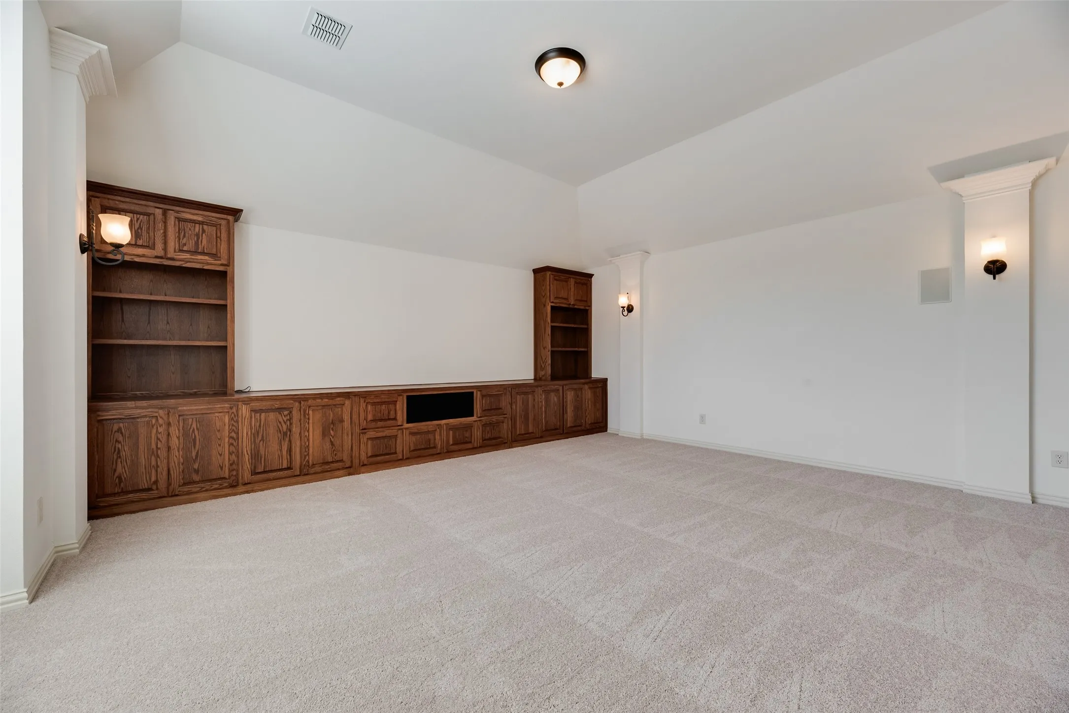 Single Family Residence For Sale in Collin County , 942 Redbird Lane, Allen, Texas 75013, 4 Bedroom, 3 Bathroom, 3 Garage spaces, 3,968 Sqft, built in 2008, mls#21403497, Real Estate Agent in Allen, Homes For Sale in Collin county, Homes For Sale in Allen, Realtor in Allen Texas, Real Estate Brokerage Independent Realty Texas, Luminita Cordes Realtor