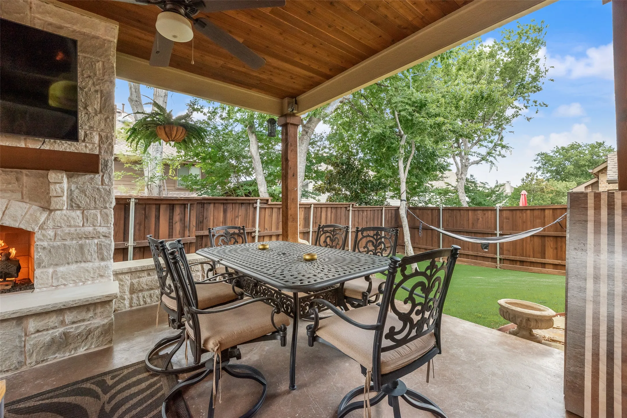 Patio with seller's furniture