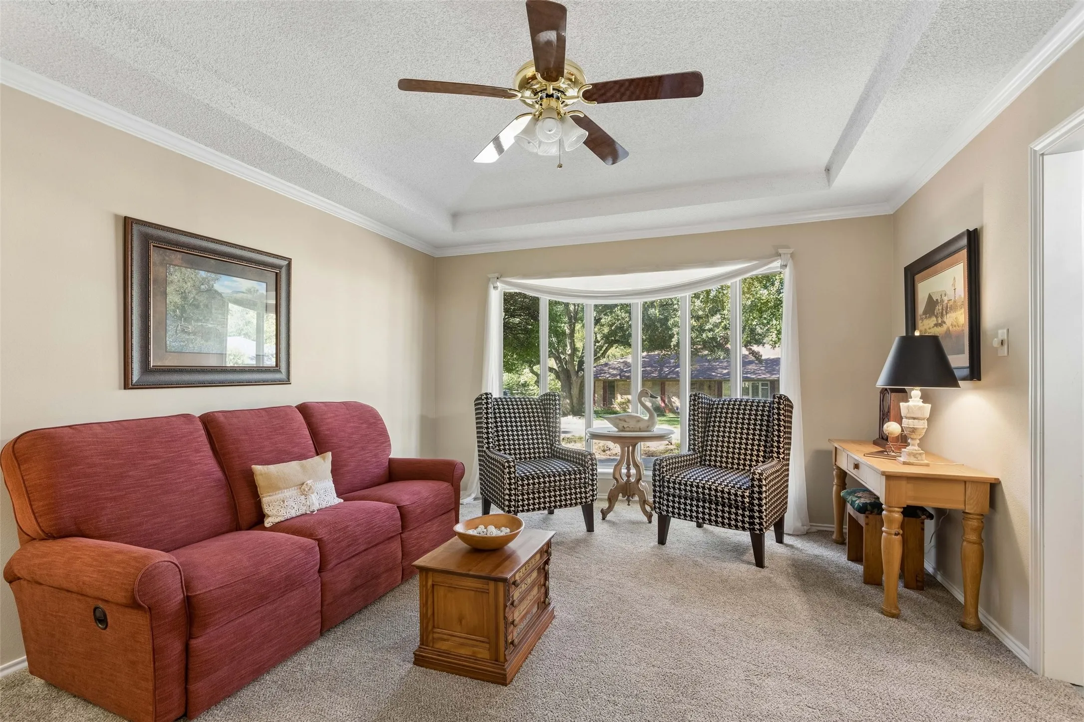 Single Family Residence For Sale in Grayson County , 2529 Nantucket Drive, Sherman, Texas 75092, 4 Bedroom, 4 Bathroom, 2 Garage spaces, 2,666 Sqft, built in 1975, mls#21403965, Real Estate Agent in Sherman, Homes For Sale in Grayson county, Homes For Sale in Sherman, Realtor in Sherman Texas, Real Estate Brokerage Independent Realty Texas, Luminita Cordes Realtor