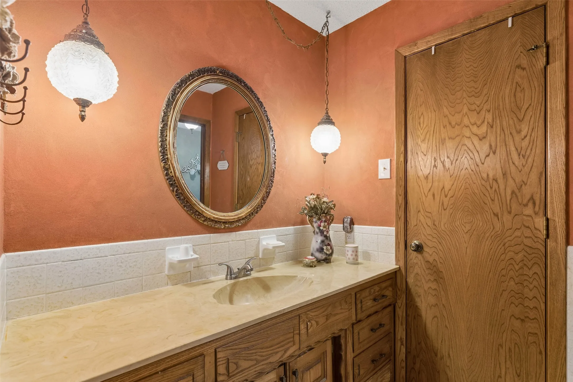 Primary Ensuite Bath