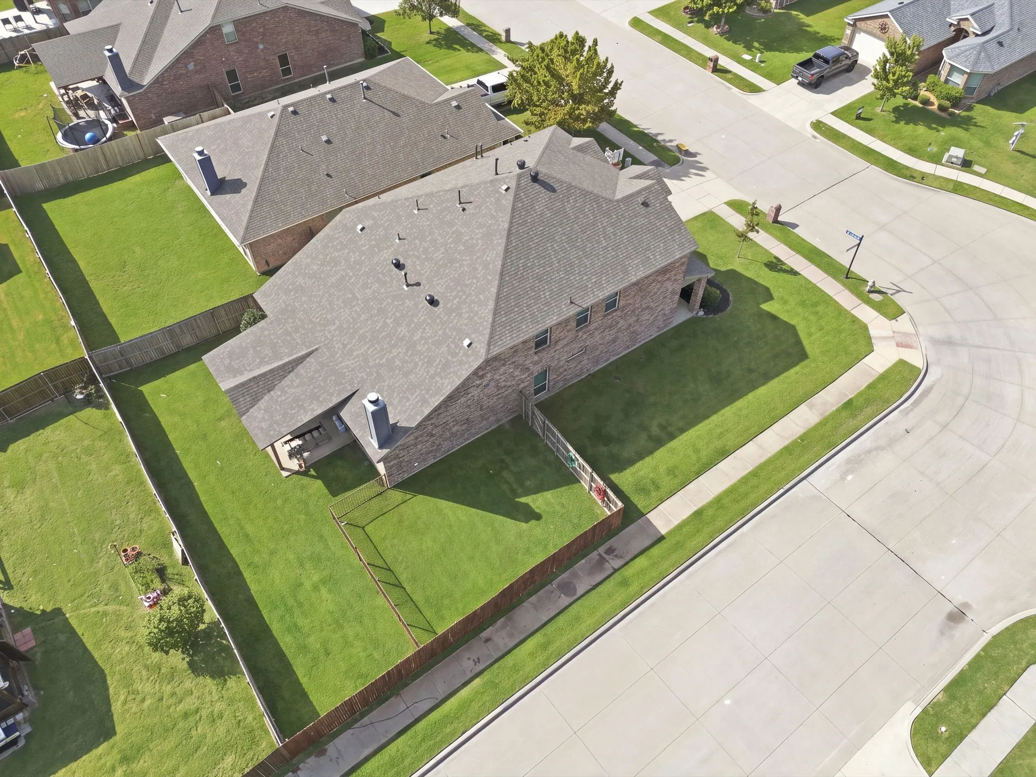Single Family Residence For Sale in Grayson County , 1411 Saint Johns Drive, Van Alstyne, Texas 75495, 5 Bedroom, 4 Bathroom, 2 Garage spaces, 2,913 Sqft, built in 2015, mls#21404756, Real Estate Agent in Van Alstyne, Homes For Sale in Grayson county, Homes For Sale in Van Alstyne, Realtor in Van Alstyne Texas, Real Estate Brokerage Independent Realty Texas, Luminita Cordes Realtor
