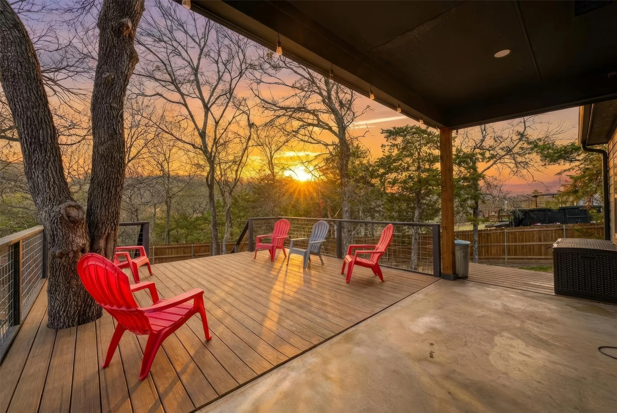 Single Family Residence For Sale in Grayson County , 265 Bentwood Drive, Pottsboro, Texas 75076, 3 Bedroom, 2 Bathroom, Garage spaces, 1,474 Sqft, built in 2022, mls#21406644, Real Estate Agent in Pottsboro, Homes For Sale in Grayson county, Homes For Sale in Pottsboro, Realtor in Pottsboro Texas, Real Estate Brokerage Independent Realty Texas, Luminita Cordes Realtor