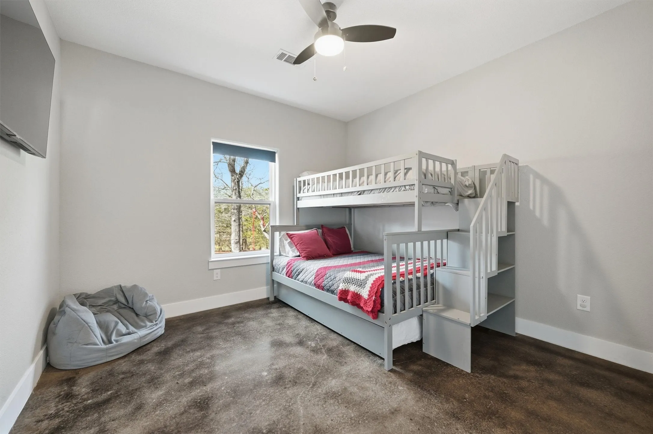 Single Family Residence For Sale in Grayson County , 265 Bentwood Drive, Pottsboro, Texas 75076, 3 Bedroom, 2 Bathroom, Garage spaces, 1,474 Sqft, built in 2022, mls#21406644, Real Estate Agent in Pottsboro, Homes For Sale in Grayson county, Homes For Sale in Pottsboro, Realtor in Pottsboro Texas, Real Estate Brokerage Independent Realty Texas, Luminita Cordes Realtor