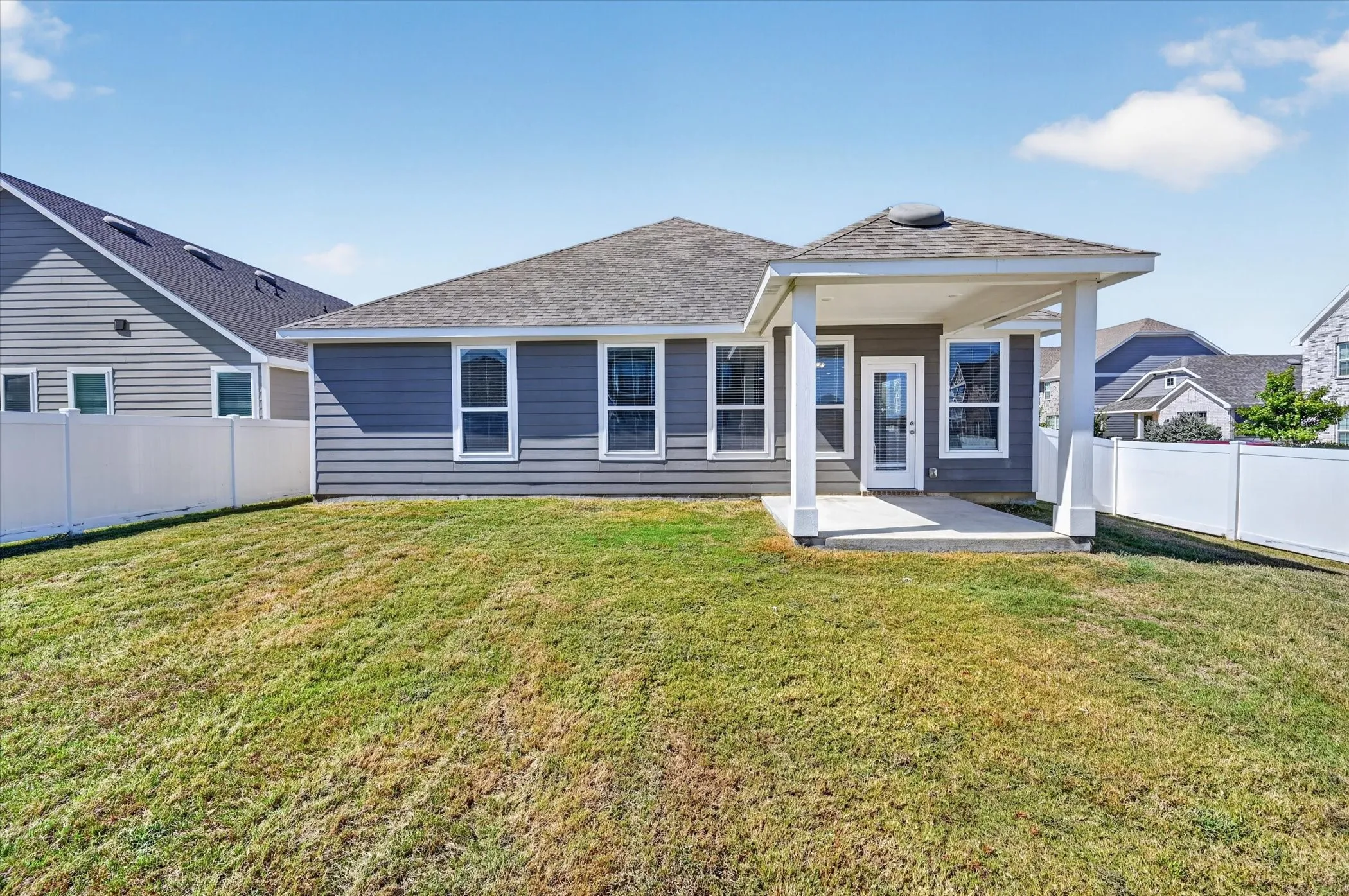 Single Family Residence For Sale in Denton County , 5960 Hopkins Drive, Providence Village, Texas 76227, 4 Bedroom, 2 Bathroom, 2 Garage spaces, 2,130 Sqft, built in 2022, mls#21406645, Real Estate Agent in Providence Village, Homes For Sale in Denton county, Homes For Sale in Providence Village, Realtor in Providence Village Texas, Real Estate Brokerage Independent Realty Texas, Luminita Cordes Realtor