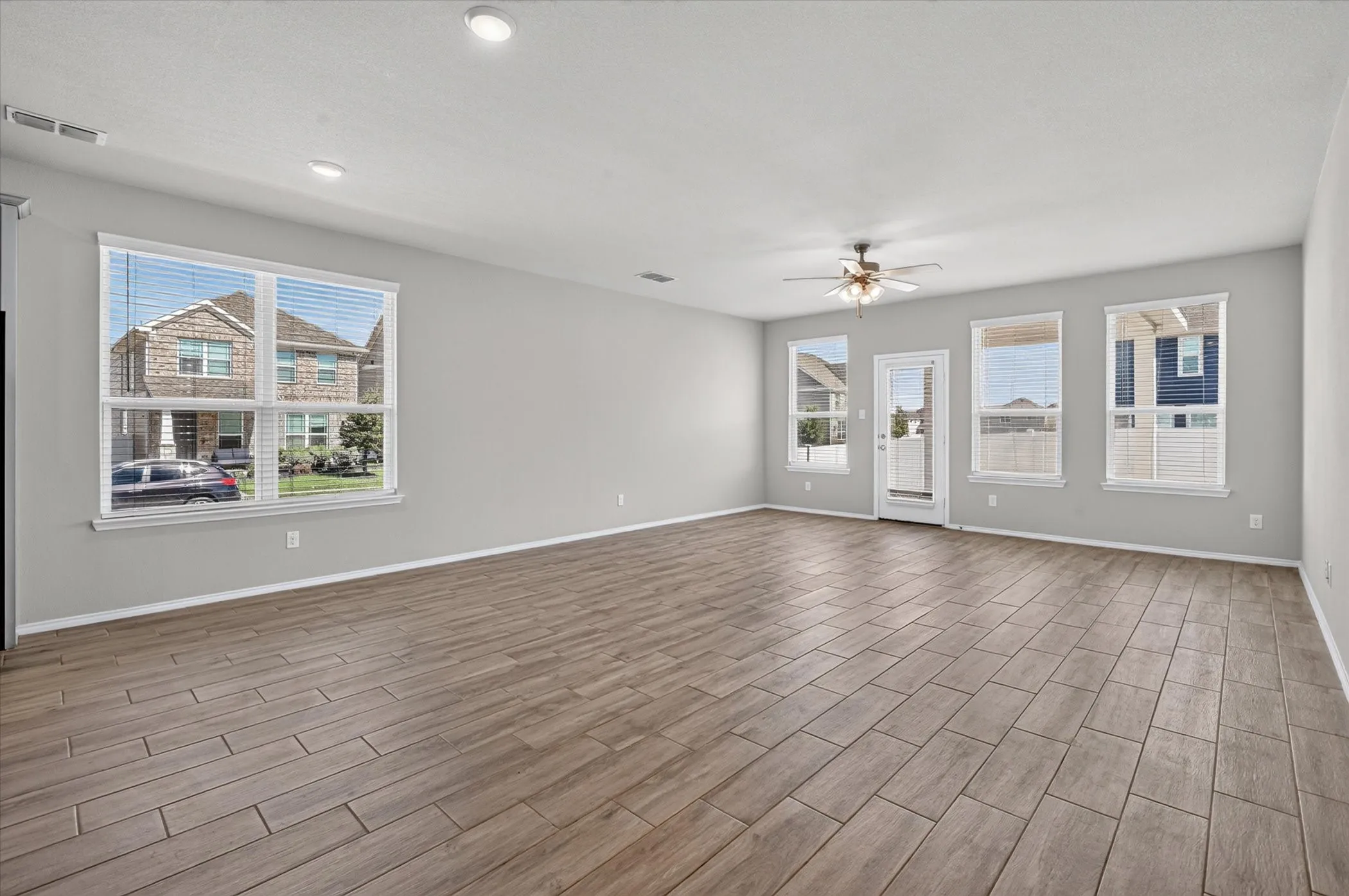 Single Family Residence For Sale in Denton County , 5960 Hopkins Drive, Providence Village, Texas 76227, 4 Bedroom, 2 Bathroom, 2 Garage spaces, 2,130 Sqft, built in 2022, mls#21406645, Real Estate Agent in Providence Village, Homes For Sale in Denton county, Homes For Sale in Providence Village, Realtor in Providence Village Texas, Real Estate Brokerage Independent Realty Texas, Luminita Cordes Realtor