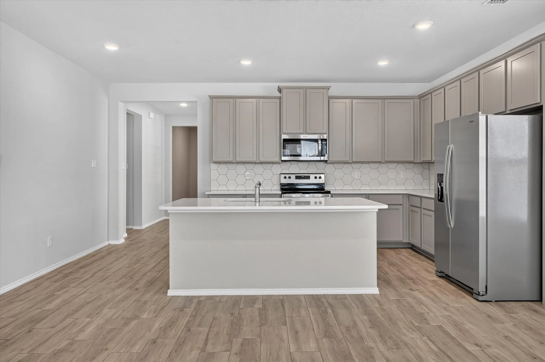 Single Family Residence For Sale in Denton County , 5960 Hopkins Drive, Providence Village, Texas 76227, 4 Bedroom, 2 Bathroom, 2 Garage spaces, 2,130 Sqft, built in 2022, mls#21406645, Real Estate Agent in Providence Village, Homes For Sale in Denton county, Homes For Sale in Providence Village, Realtor in Providence Village Texas, Real Estate Brokerage Independent Realty Texas, Luminita Cordes Realtor