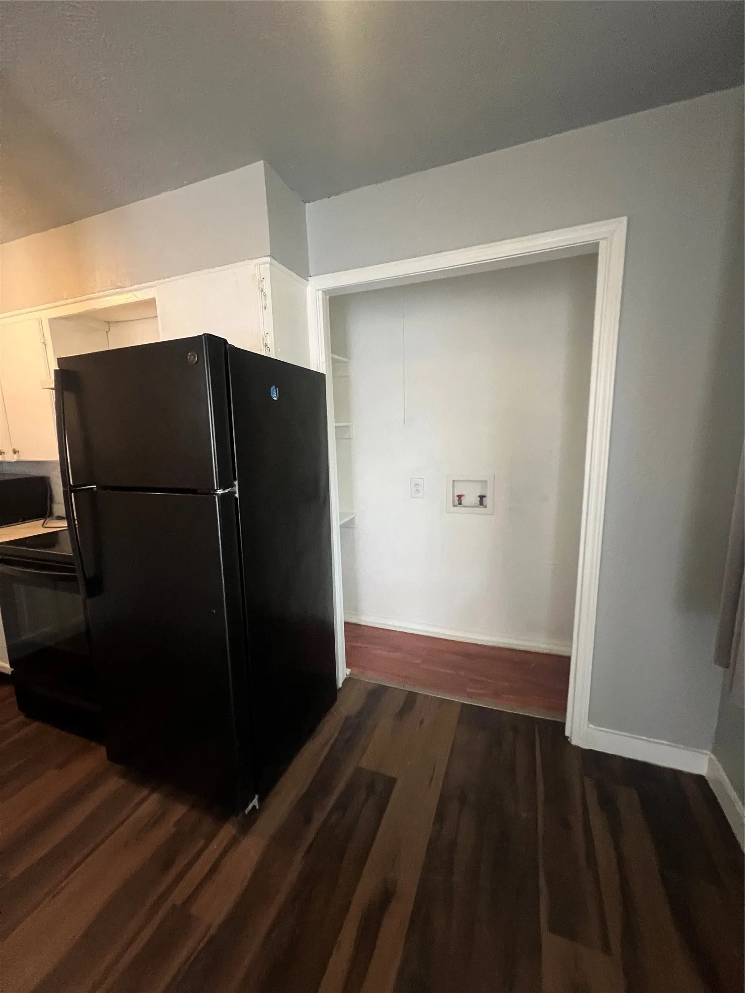 Apartment For Rent in Dallas County , 1417 Bennett Avenue B, Dallas, Texas 75206, 1 Bedroom, 1 Bathroom, Garage spaces, 600 Sqft, built in 1957, mls#21406641, Real Estate Agent in Dallas, Homes For Rent in Dallas county, Homes For Rent in Dallas, Realtor in Dallas Texas, Real Estate Brokerage Independent Realty Texas, Luminita Cordes Realtor