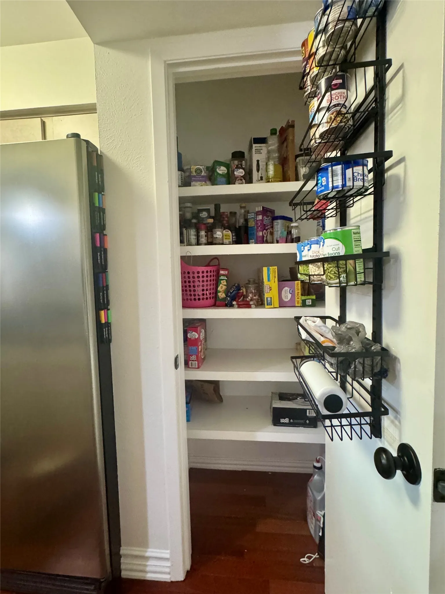 Condominium For Rent in Dallas County , 2805 Rio Branco Street 105G, Farmers Branch, Texas 75234, 2 Bedroom, 2 Bathroom, Garage spaces, 976 Sqft, built in 1970, mls#21402577, Real Estate Agent in Farmers Branch, Homes For Rent in Dallas county, Homes For Rent in Farmers Branch, Realtor in Farmers Branch Texas, Real Estate Brokerage Independent Realty Texas, Luminita Cordes Realtor