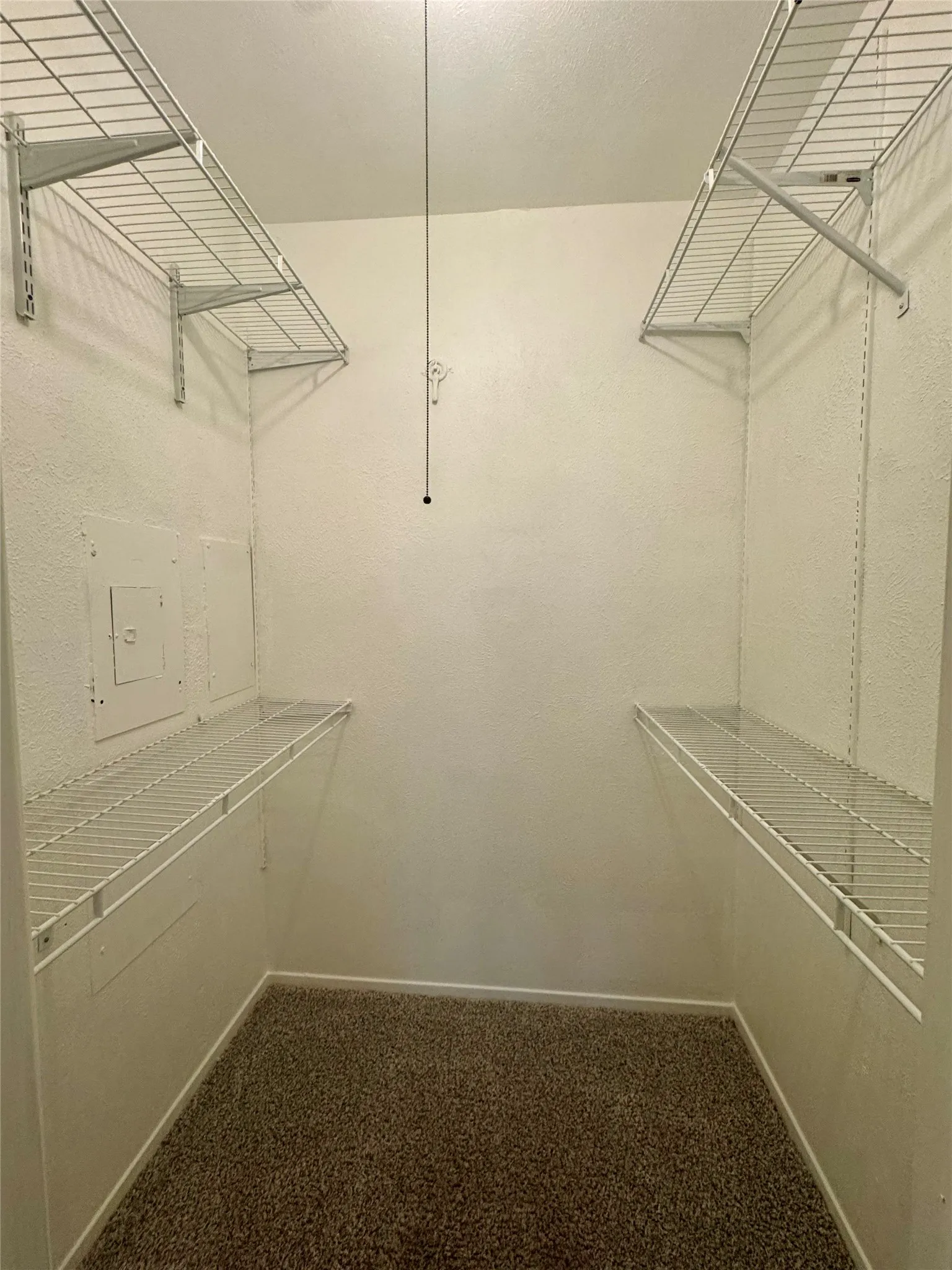 Condominium For Rent in Dallas County , 2805 Rio Branco Street 105G, Farmers Branch, Texas 75234, 2 Bedroom, 2 Bathroom, Garage spaces, 976 Sqft, built in 1970, mls#21402577, Real Estate Agent in Farmers Branch, Homes For Rent in Dallas county, Homes For Rent in Farmers Branch, Realtor in Farmers Branch Texas, Real Estate Brokerage Independent Realty Texas, Luminita Cordes Realtor