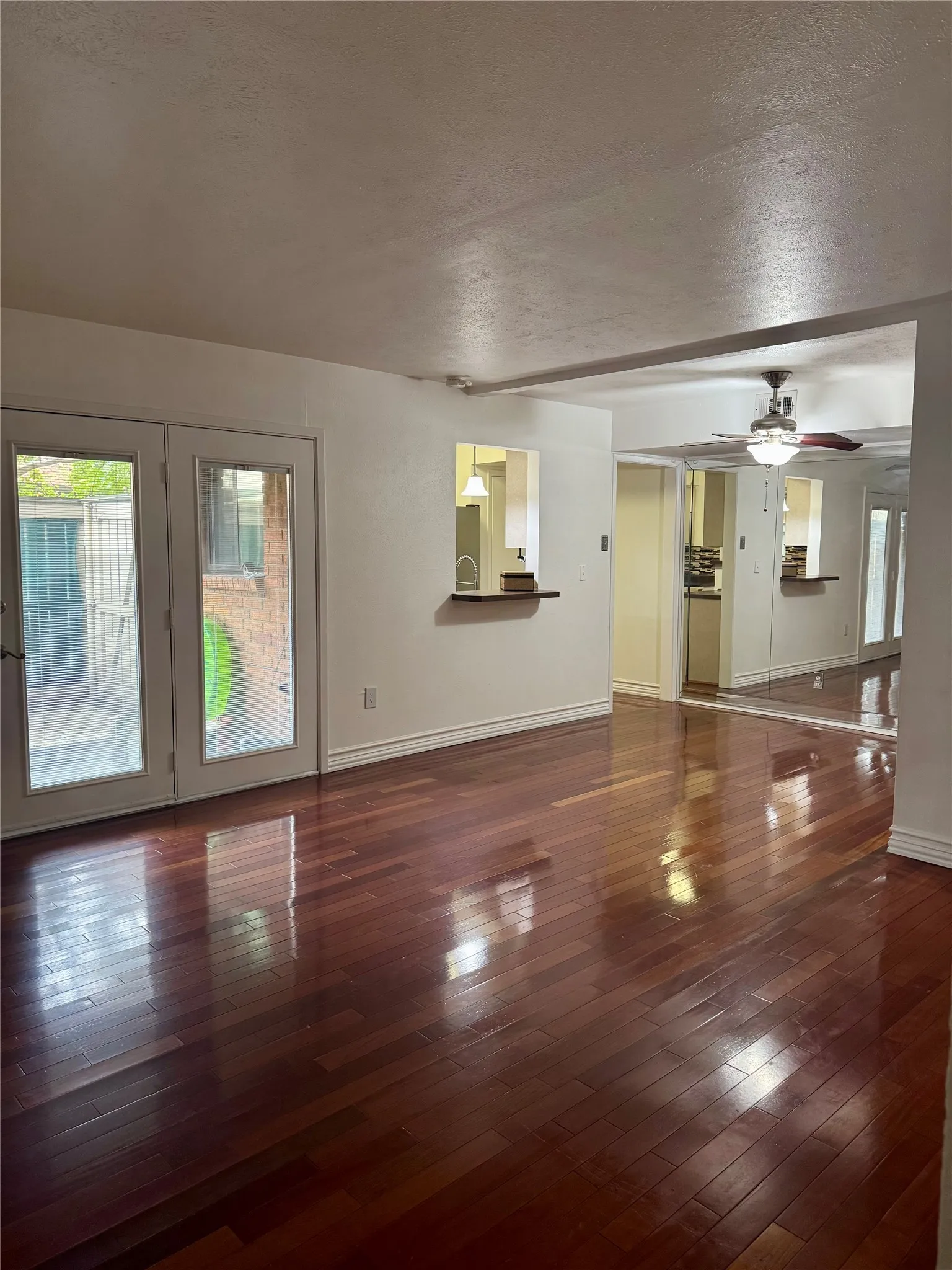 Condominium For Rent