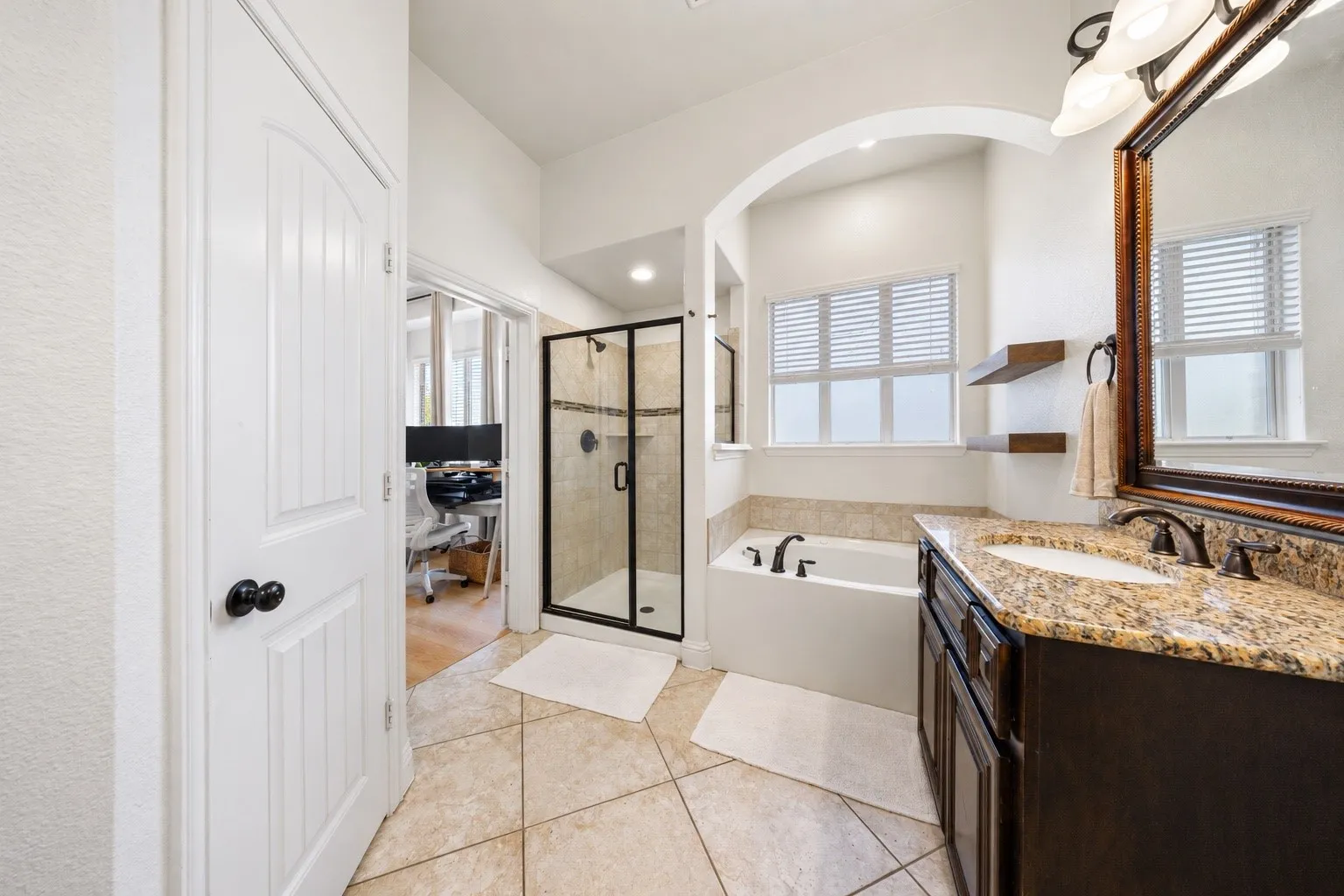 Single Family Residence For Sale in Kaufman County , 3005 Flint Rock Drive, Forney, Texas 75126, 4 Bedroom, 2 Bathroom, Garage spaces, 2,169 Sqft, built in 2015, mls#21403210, Real Estate Agent in Forney, Homes For Sale in Kaufman county, Homes For Sale in Forney, Realtor in Forney Texas, Real Estate Brokerage Independent Realty Texas, Luminita Cordes Realtor