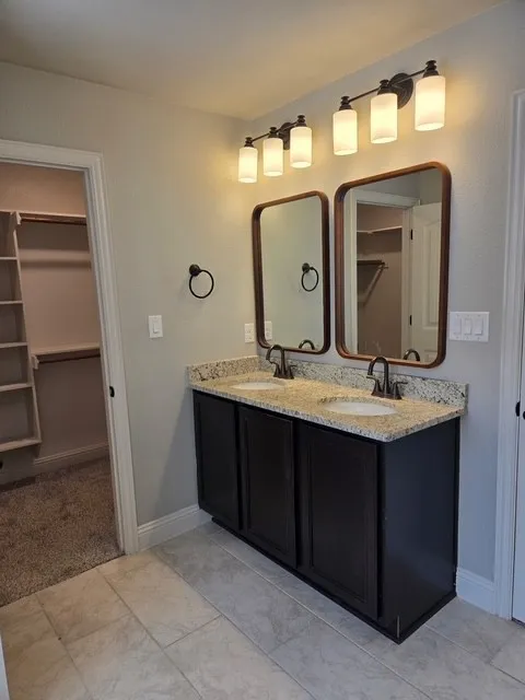Single Family Residence For Rent in Grayson County , 2008 Wyldewood Way, Sherman, Texas 75092, 3 Bedroom, 2 Bathroom, 2 Garage spaces, 1,645 Sqft, built in 2023, mls#21406671, Real Estate Agent in Sherman, Homes For Rent in Grayson county, Homes For Rent in Sherman, Realtor in Sherman Texas, Real Estate Brokerage Independent Realty Texas, Luminita Cordes Realtor