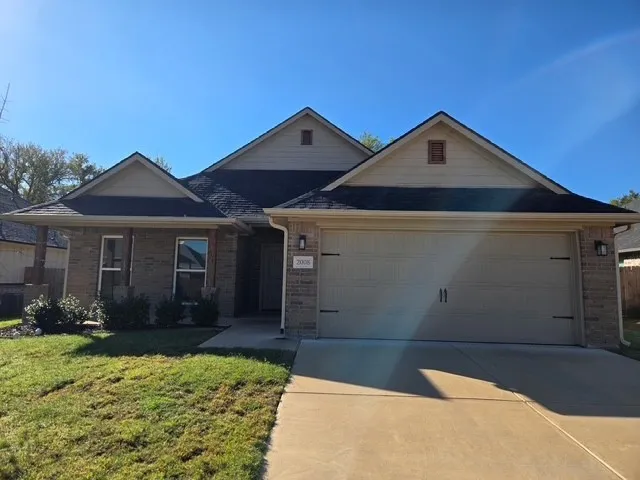 Single Family Residence For Rent in Grayson County , 2008 Wyldewood Way, Sherman, Texas 75092, 3 Bedroom, 2 Bathroom, 2 Garage spaces, 1,645 Sqft, built in 2023, mls#21406671, Real Estate Agent in Sherman, Homes For Rent in Grayson county, Homes For Rent in Sherman, Realtor in Sherman Texas, Real Estate Brokerage Independent Realty Texas, Luminita Cordes Realtor