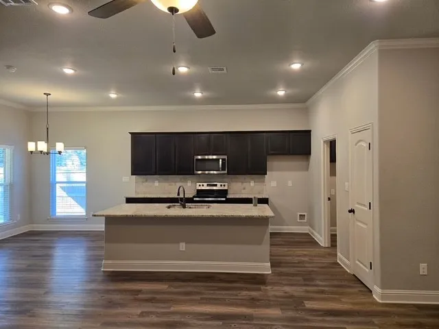 Single Family Residence For Rent in Grayson County , 2008 Wyldewood Way, Sherman, Texas 75092, 3 Bedroom, 2 Bathroom, 2 Garage spaces, 1,645 Sqft, built in 2023, mls#21406671, Real Estate Agent in Sherman, Homes For Rent in Grayson county, Homes For Rent in Sherman, Realtor in Sherman Texas, Real Estate Brokerage Independent Realty Texas, Luminita Cordes Realtor