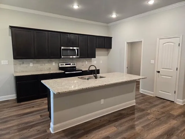 Single Family Residence For Rent in Grayson County , 2008 Wyldewood Way, Sherman, Texas 75092, 3 Bedroom, 2 Bathroom, 2 Garage spaces, 1,645 Sqft, built in 2023, mls#21406671, Real Estate Agent in Sherman, Homes For Rent in Grayson county, Homes For Rent in Sherman, Realtor in Sherman Texas, Real Estate Brokerage Independent Realty Texas, Luminita Cordes Realtor