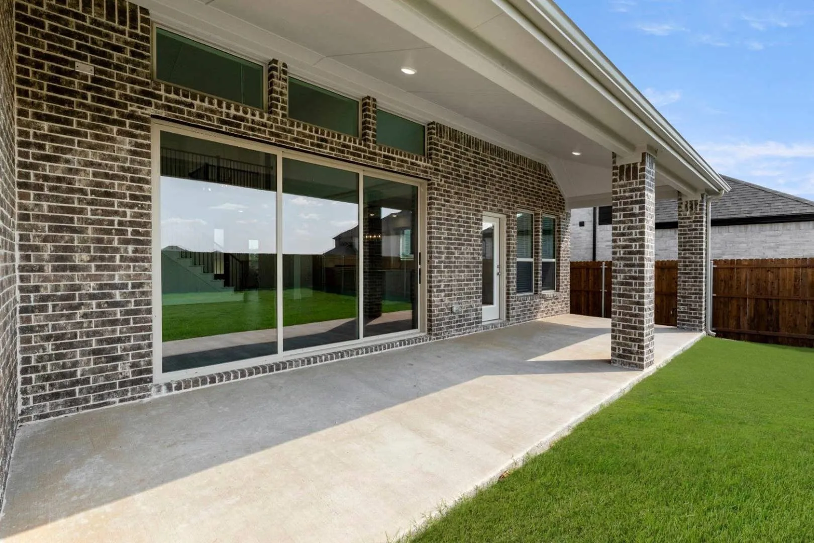 Single Family Residence For Sale in Collin County , 2405 Parkway Avenue, Melissa, Texas 75454, 5 Bedroom, 4 Bathroom, 2 Garage spaces, 3,251 Sqft, built in 2025, mls#21406628, Real Estate Agent in Melissa, Homes For Sale in Collin county, Homes For Sale in Melissa, Realtor in Melissa Texas, Real Estate Brokerage Independent Realty Texas, Luminita Cordes Realtor