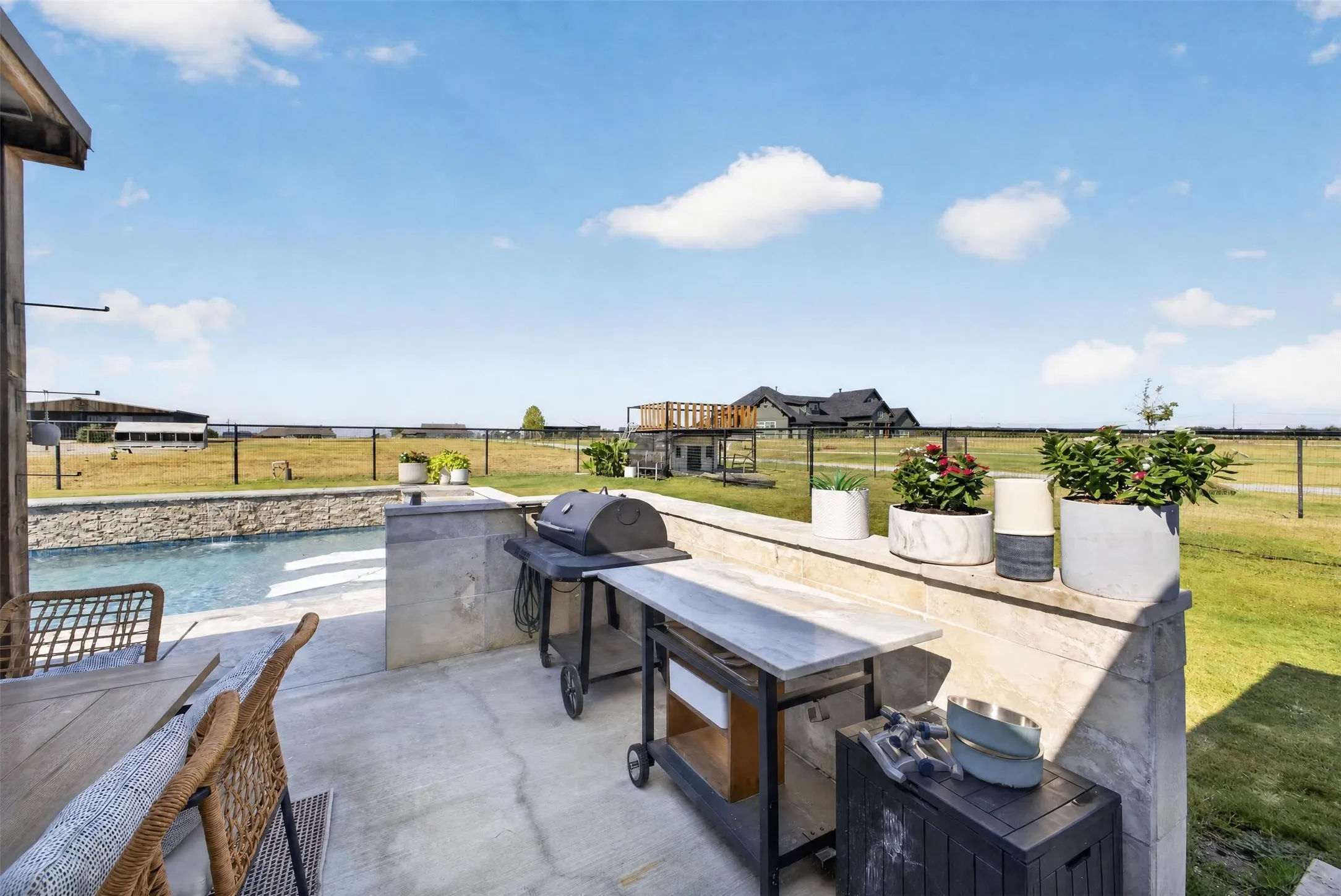 Large dedicated space for grilling