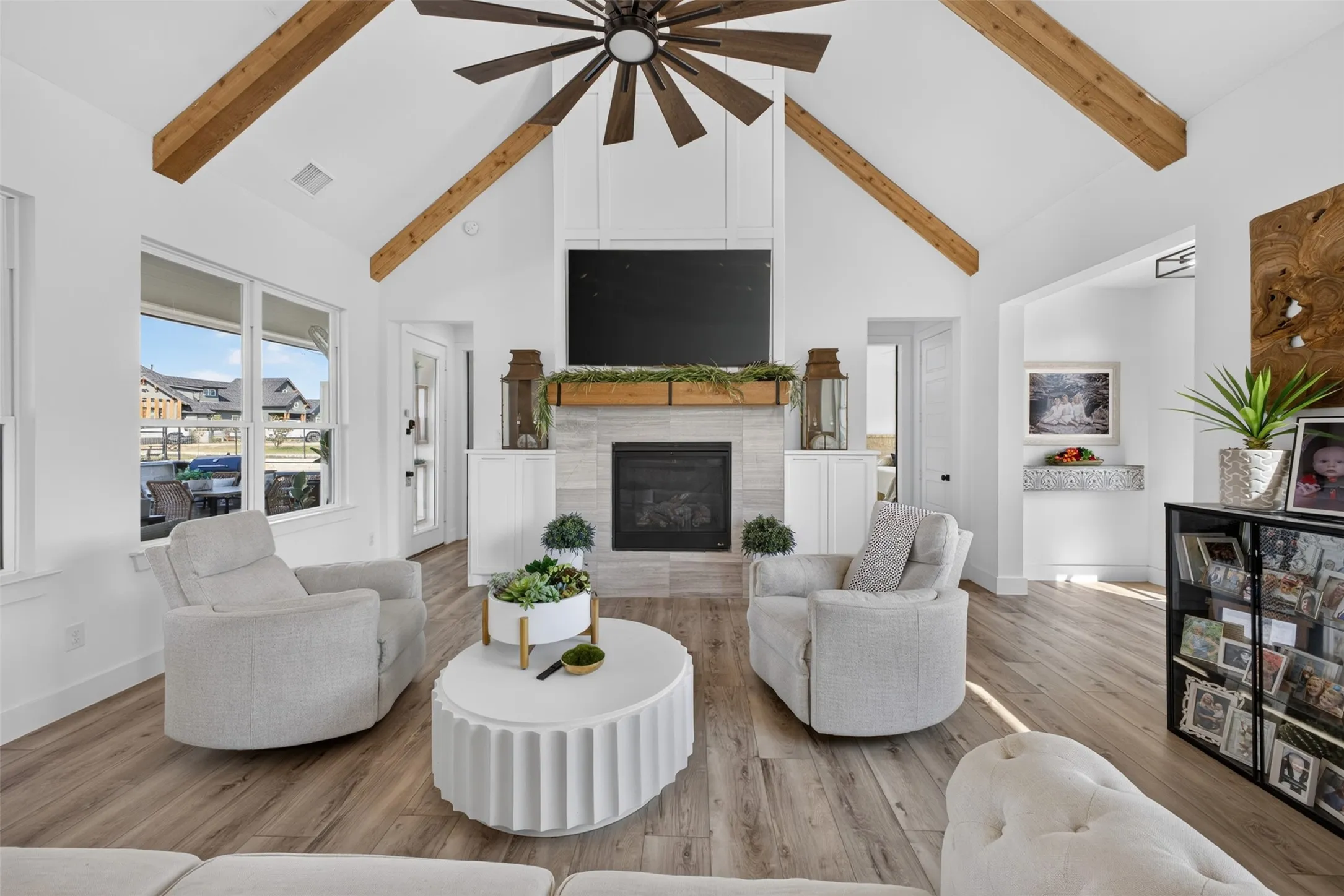 Beautiful Vaulted Ceilings with Fireplace