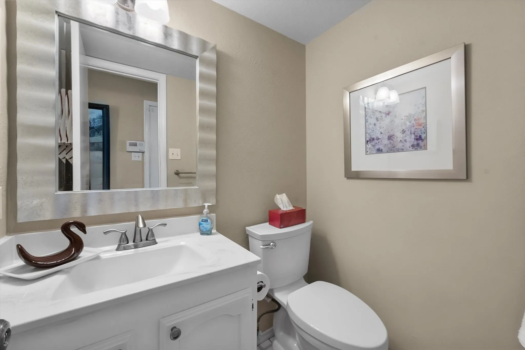 Single Family Residence For Sale in Tarrant County , 2215 Villanova Street, Arlington, Texas 76018, 3 Bedroom, 3 Bathroom, 2 Garage spaces, 1,892 Sqft, built in 1984, mls#21404443, Real Estate Agent in Arlington, Homes For Sale in Tarrant county, Homes For Sale in Arlington, Realtor in Arlington Texas, Real Estate Brokerage Independent Realty Texas, Luminita Cordes Realtor