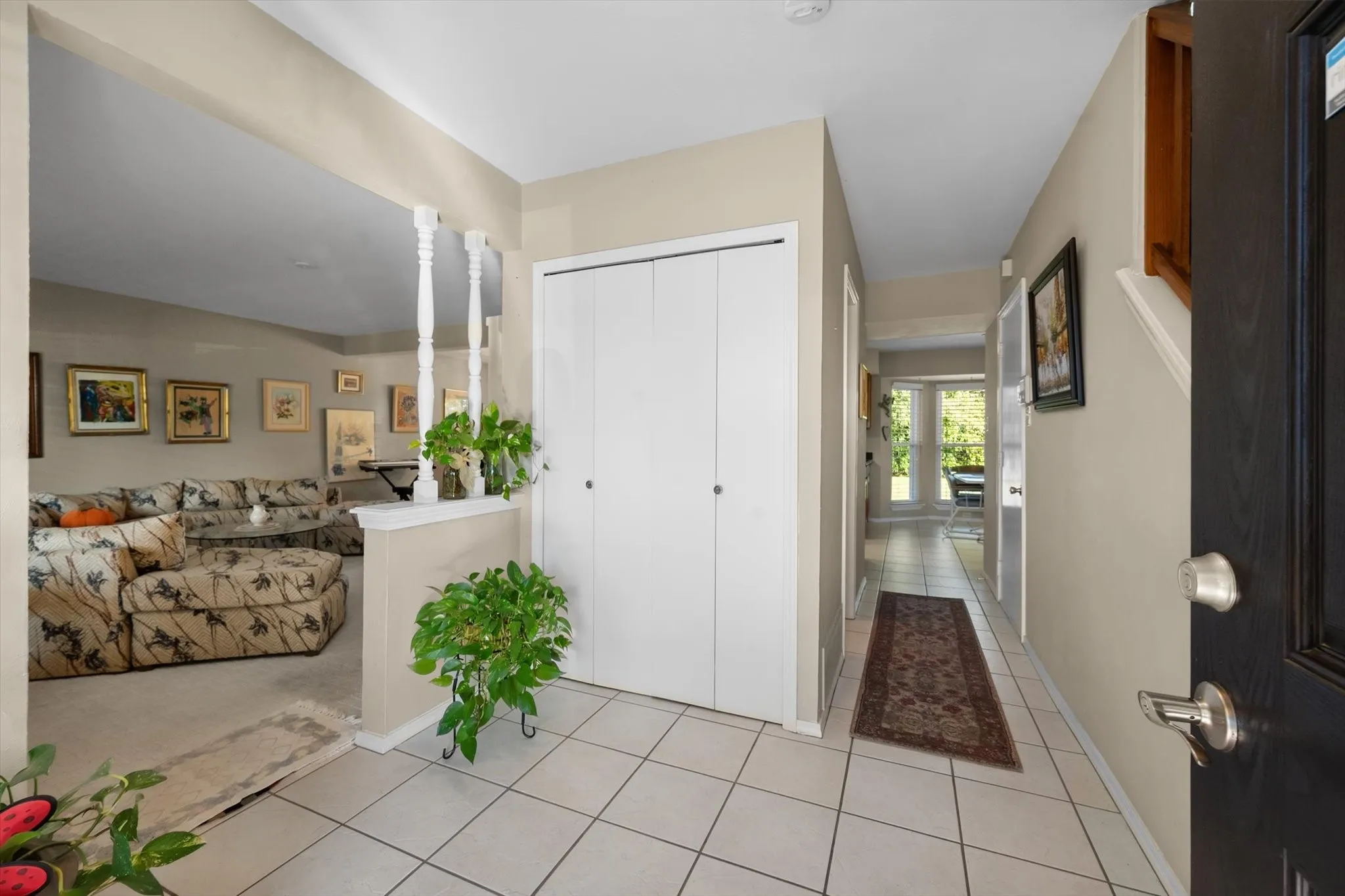 Single Family Residence For Sale in Tarrant County , 2215 Villanova Street, Arlington, Texas 76018, 3 Bedroom, 3 Bathroom, 2 Garage spaces, 1,892 Sqft, built in 1984, mls#21404443, Real Estate Agent in Arlington, Homes For Sale in Tarrant county, Homes For Sale in Arlington, Realtor in Arlington Texas, Real Estate Brokerage Independent Realty Texas, Luminita Cordes Realtor