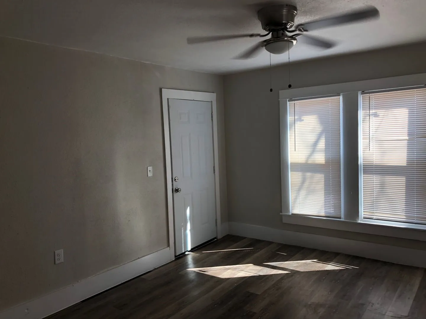 Apartment For Rent in Coleman County , 502 Cottonwood Street 3, Coleman, Texas 76834, 1 Bedroom, 1 Bathroom, Garage spaces, 665 Sqft, built in 0, mls#21406676, Real Estate Agent in Coleman, Homes For Rent in Coleman county, Homes For Rent in Coleman, Realtor in Coleman Texas, Real Estate Brokerage Independent Realty Texas, Luminita Cordes Realtor