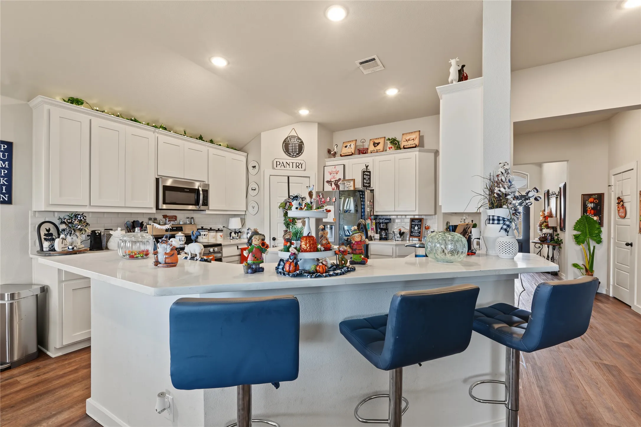 Single Family Residence For Sale in Johnson County , 1400 Quail Creek Drive, Cleburne, Texas 76033, 3 Bedroom, 2 Bathroom, 2 Garage spaces, 1,774 Sqft, built in 2024, mls#21391472, Real Estate Agent in Cleburne, Homes For Sale in Johnson county, Homes For Sale in Cleburne, Realtor in Cleburne Texas, Real Estate Brokerage Independent Realty Texas, Luminita Cordes Realtor