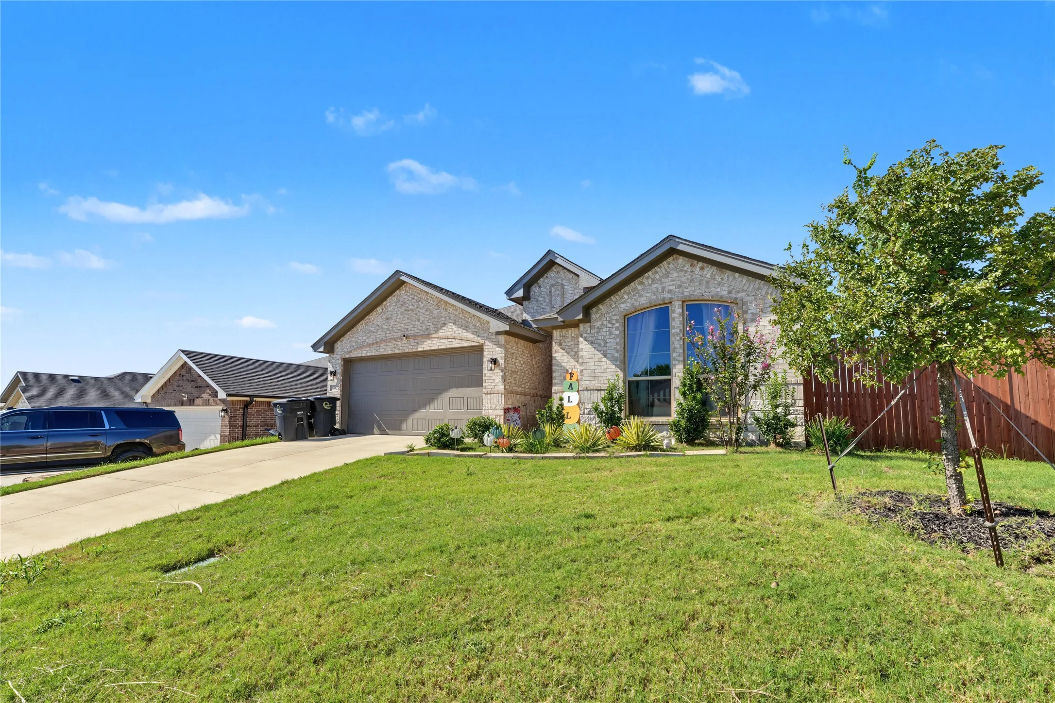 Single Family Residence For Sale in Johnson County , 1400 Quail Creek Drive, Cleburne, Texas 76033, 3 Bedroom, 2 Bathroom, 2 Garage spaces, 1,774 Sqft, built in 2024, mls#21391472, Real Estate Agent in Cleburne, Homes For Sale in Johnson county, Homes For Sale in Cleburne, Realtor in Cleburne Texas, Real Estate Brokerage Independent Realty Texas, Luminita Cordes Realtor