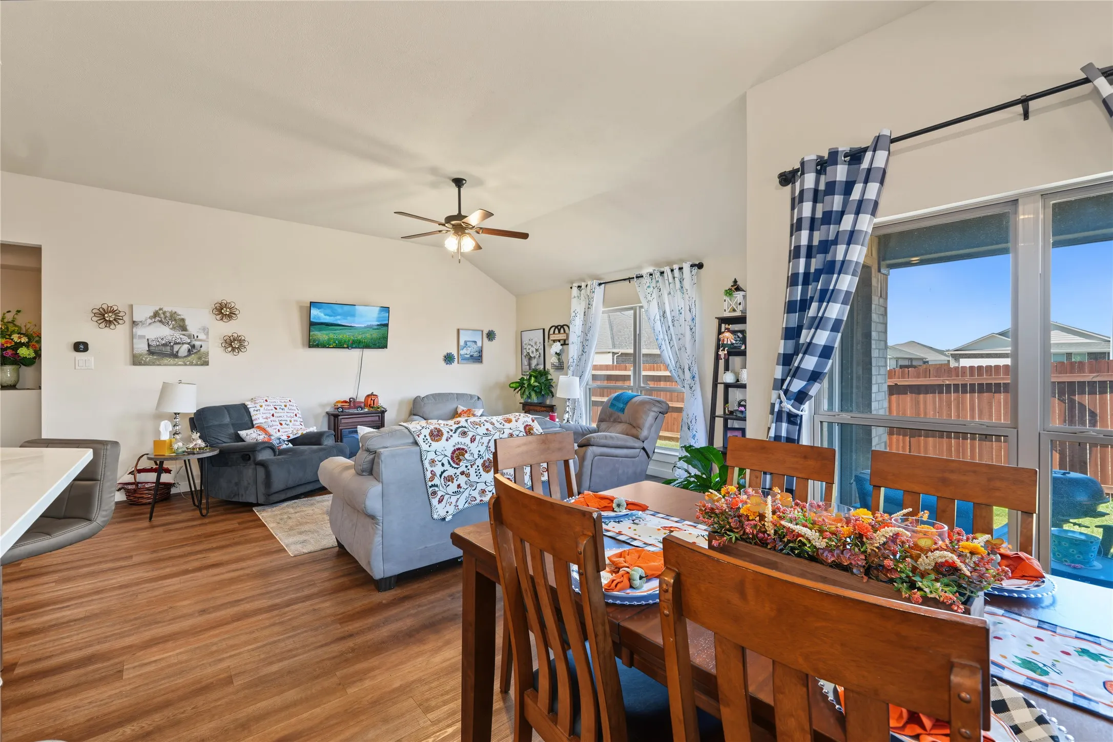 Single Family Residence For Sale in Johnson County , 1400 Quail Creek Drive, Cleburne, Texas 76033, 3 Bedroom, 2 Bathroom, 2 Garage spaces, 1,774 Sqft, built in 2024, mls#21391472, Real Estate Agent in Cleburne, Homes For Sale in Johnson county, Homes For Sale in Cleburne, Realtor in Cleburne Texas, Real Estate Brokerage Independent Realty Texas, Luminita Cordes Realtor