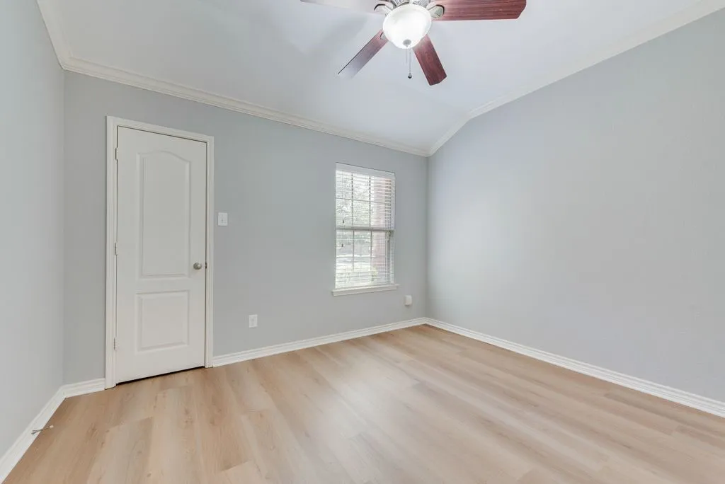 Single Family Residence For Rent in Tarrant County , 5836 Sunny Meadow Lane, Grand Prairie, Texas 75052, 3 Bedroom, 2 Bathroom, 2 Garage spaces, 2,014 Sqft, built in 2012, mls#21406675, Real Estate Agent in Grand Prairie, Homes For Rent in Tarrant county, Homes For Rent in Grand Prairie, Realtor in Grand Prairie Texas, Real Estate Brokerage Independent Realty Texas, Luminita Cordes Realtor