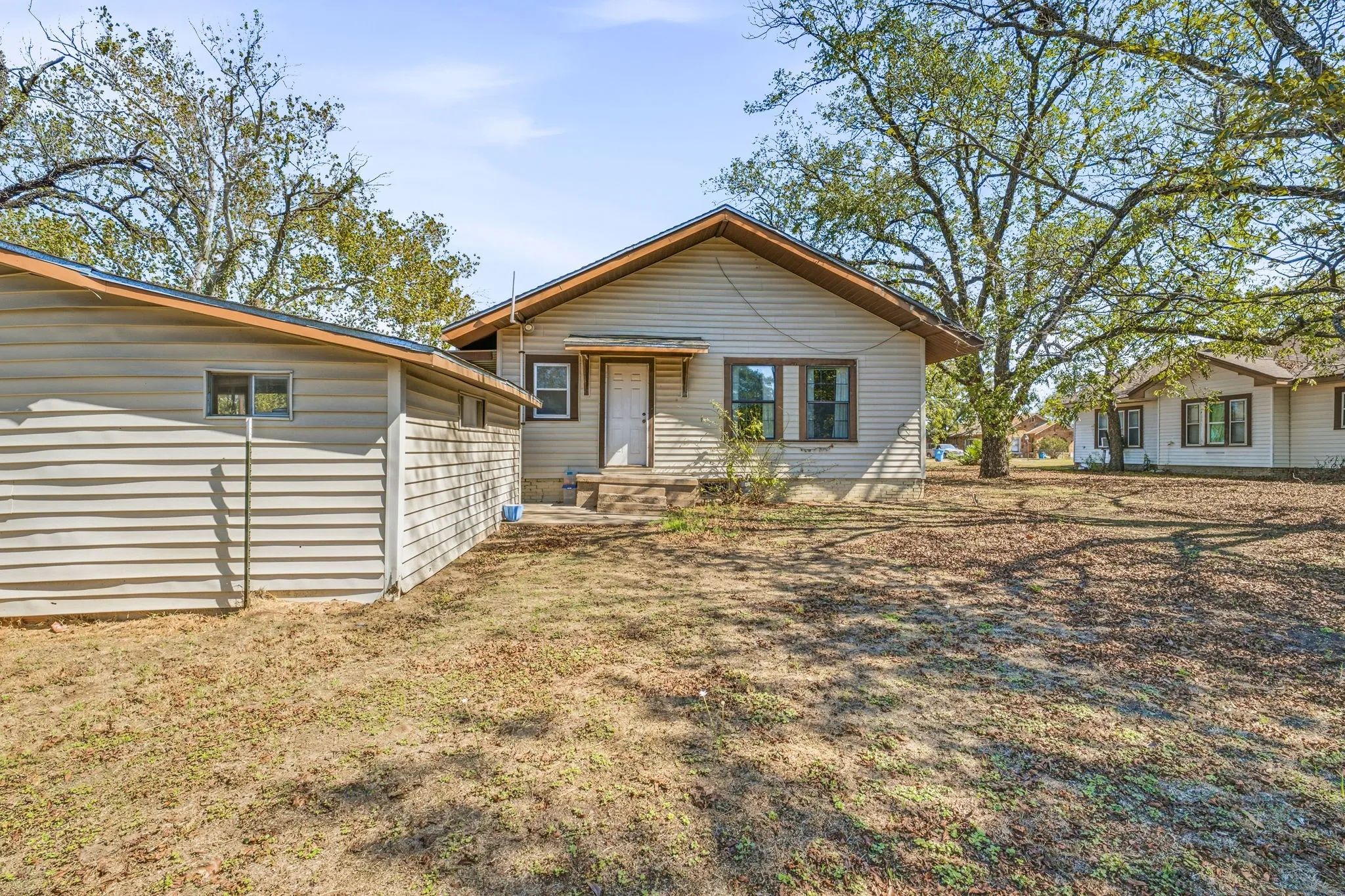 Single Family Residence For Sale in Eastland County , 218 W Rogan Street, Gorman, Texas 76454, 2 Bedroom, 1 Bathroom, Garage spaces, 1,560 Sqft, built in 1938, mls#21404800, Real Estate Agent in Gorman, Homes For Sale in Eastland county, Homes For Sale in Gorman, Realtor in Gorman Texas, Real Estate Brokerage Independent Realty Texas, Luminita Cordes Realtor