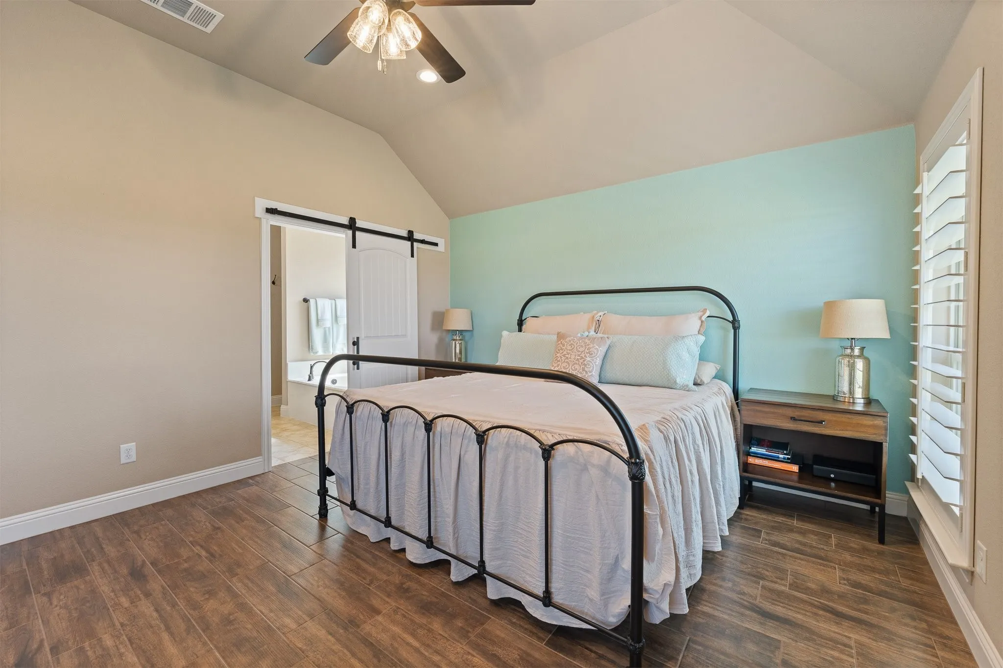 Single Family Residence For Sale in Johnson County , 121 Tall Pine Drive, Godley, Texas 76044, 3 Bedroom, 2 Bathroom, 2 Garage spaces, 2,126 Sqft, built in 2020, mls#21405323, Real Estate Agent in Godley, Homes For Sale in Johnson county, Homes For Sale in Godley, Realtor in Godley Texas, Real Estate Brokerage Independent Realty Texas, Luminita Cordes Realtor