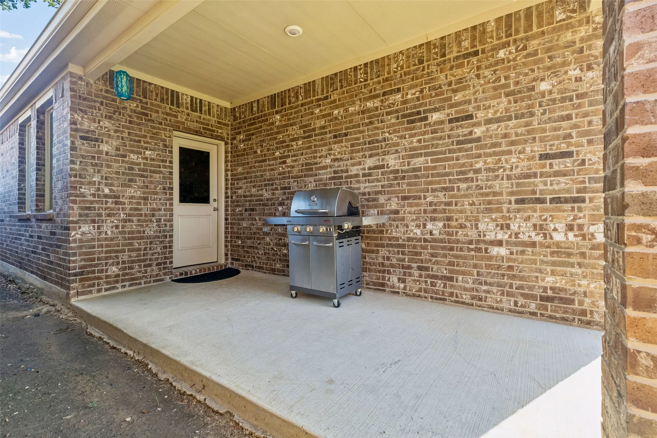 Single Family Residence For Sale in Denton County , 1218 Seurat Court, Little Elm, Texas 75068, 4 Bedroom, 2 Bathroom, 2 Garage spaces, 2,016 Sqft, built in 2020, mls#21395360, Real Estate Agent in Little Elm, Homes For Sale in Denton county, Homes For Sale in Little Elm, Realtor in Little Elm Texas, Real Estate Brokerage Independent Realty Texas, Luminita Cordes Realtor
