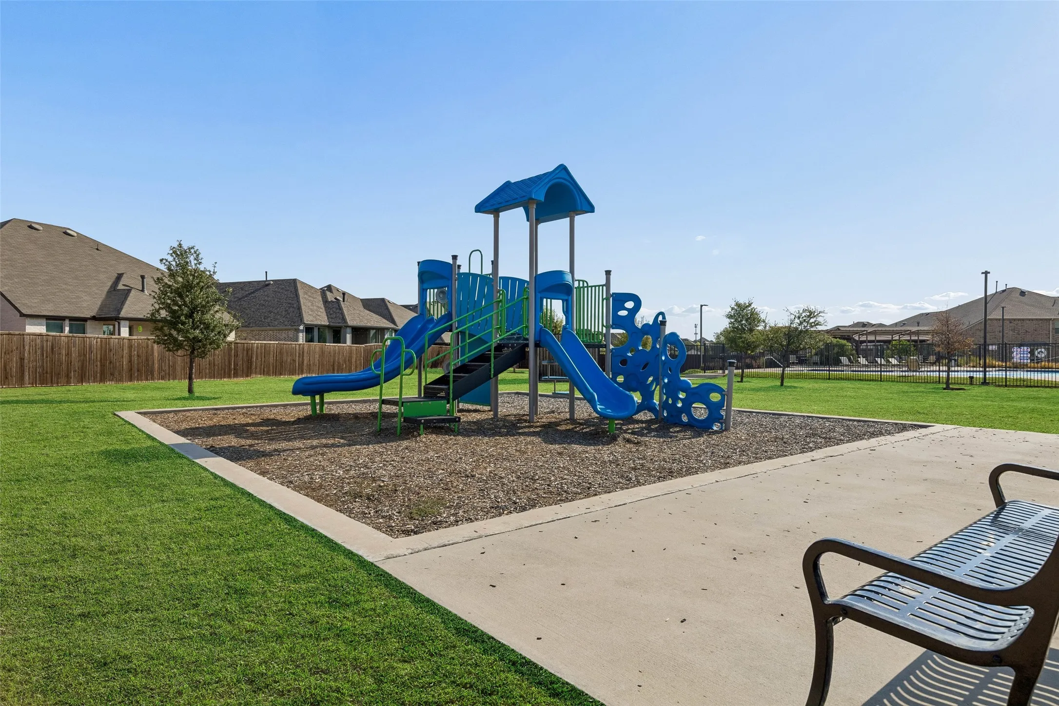 Single Family Residence For Sale in Denton County , 1218 Seurat Court, Little Elm, Texas 75068, 4 Bedroom, 2 Bathroom, 2 Garage spaces, 2,016 Sqft, built in 2020, mls#21395360, Real Estate Agent in Little Elm, Homes For Sale in Denton county, Homes For Sale in Little Elm, Realtor in Little Elm Texas, Real Estate Brokerage Independent Realty Texas, Luminita Cordes Realtor