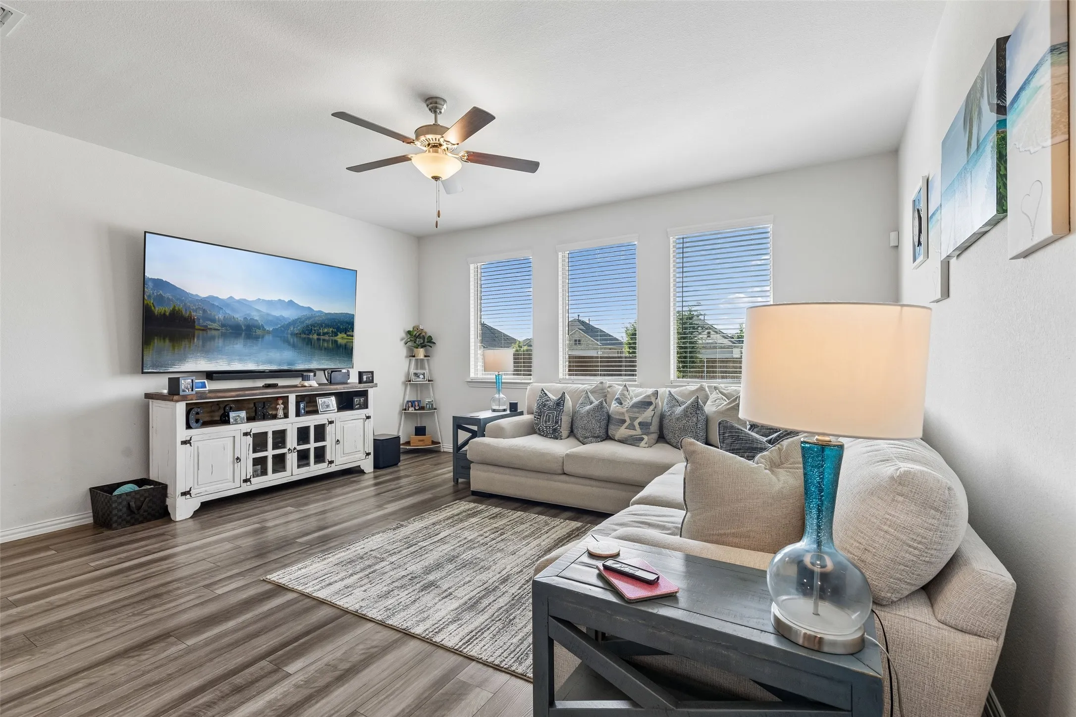 Single Family Residence For Sale in Denton County , 1218 Seurat Court, Little Elm, Texas 75068, 4 Bedroom, 2 Bathroom, 2 Garage spaces, 2,016 Sqft, built in 2020, mls#21395360, Real Estate Agent in Little Elm, Homes For Sale in Denton county, Homes For Sale in Little Elm, Realtor in Little Elm Texas, Real Estate Brokerage Independent Realty Texas, Luminita Cordes Realtor