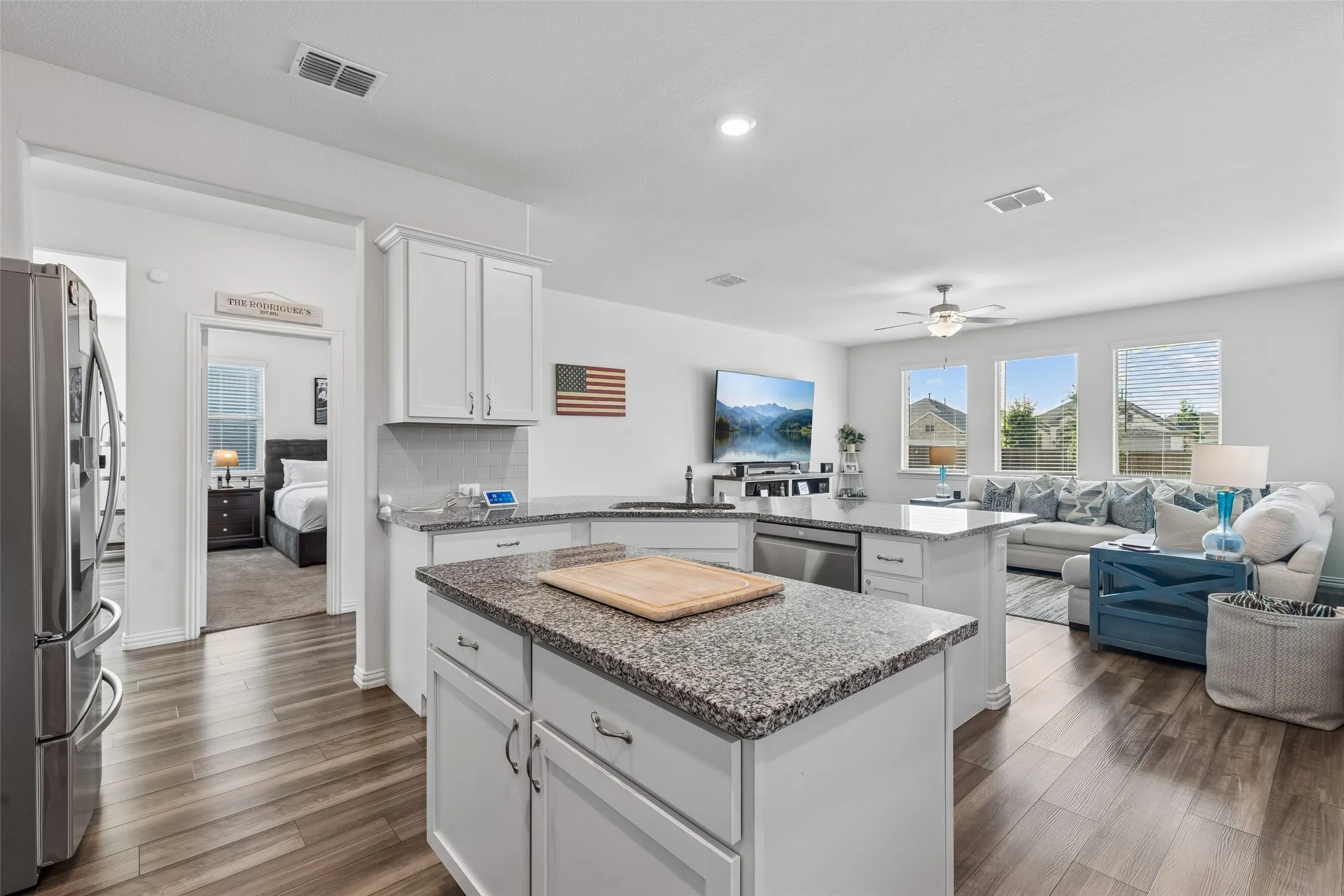 Single Family Residence For Sale in Denton County , 1218 Seurat Court, Little Elm, Texas 75068, 4 Bedroom, 2 Bathroom, 2 Garage spaces, 2,016 Sqft, built in 2020, mls#21395360, Real Estate Agent in Little Elm, Homes For Sale in Denton county, Homes For Sale in Little Elm, Realtor in Little Elm Texas, Real Estate Brokerage Independent Realty Texas, Luminita Cordes Realtor