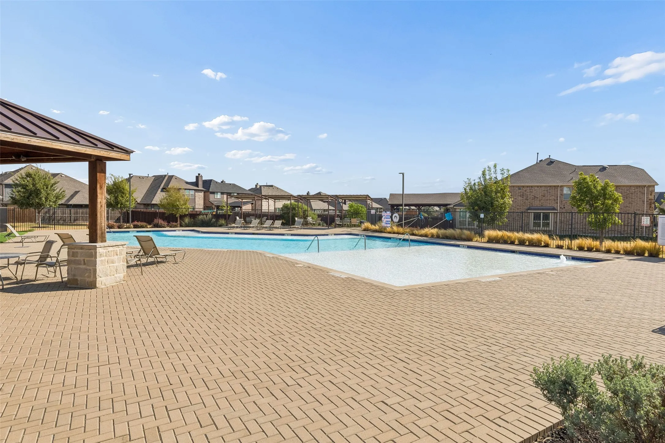 Single Family Residence For Sale in Denton County , 1218 Seurat Court, Little Elm, Texas 75068, 4 Bedroom, 2 Bathroom, 2 Garage spaces, 2,016 Sqft, built in 2020, mls#21395360, Real Estate Agent in Little Elm, Homes For Sale in Denton county, Homes For Sale in Little Elm, Realtor in Little Elm Texas, Real Estate Brokerage Independent Realty Texas, Luminita Cordes Realtor